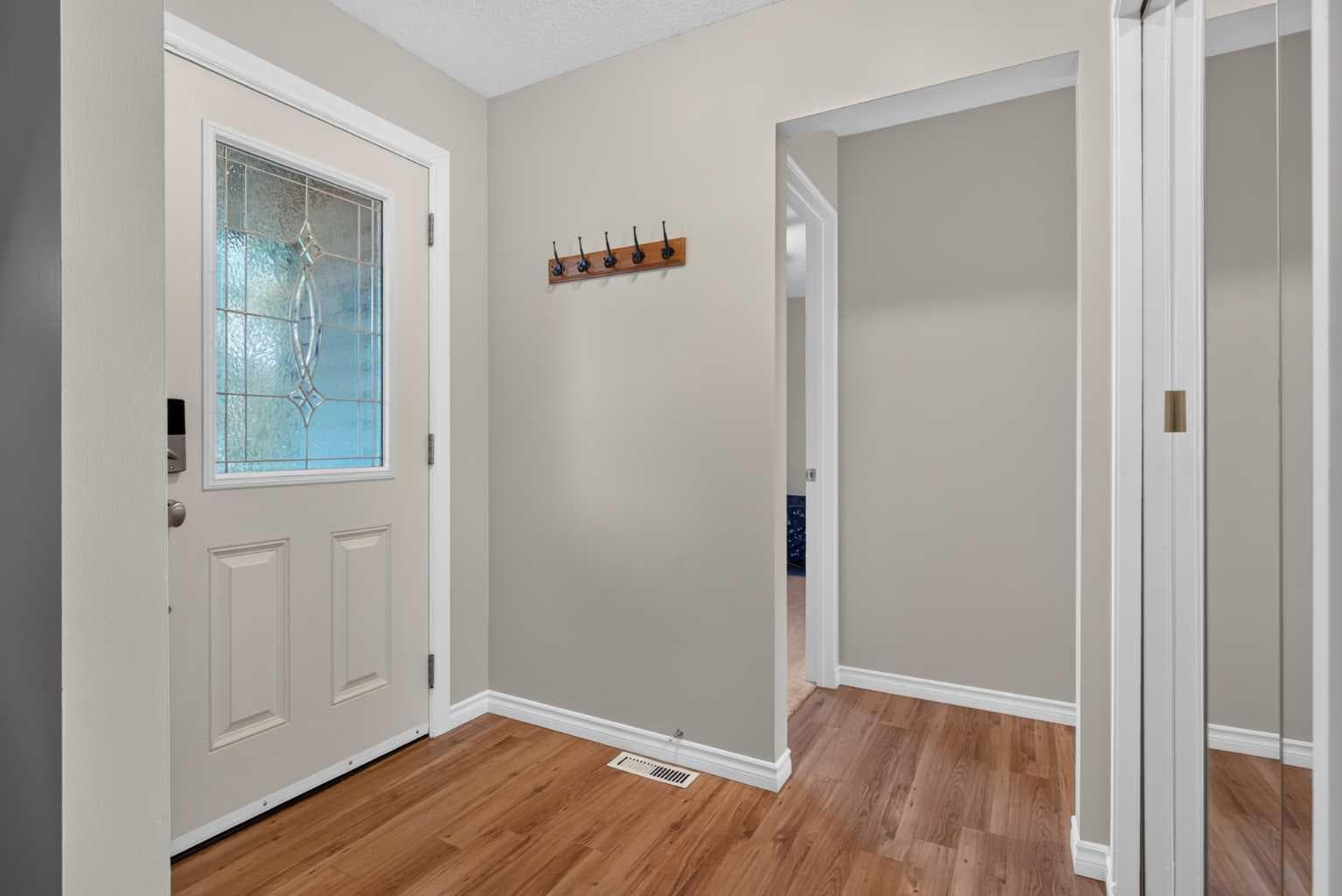 292 Silver Brook Way NW