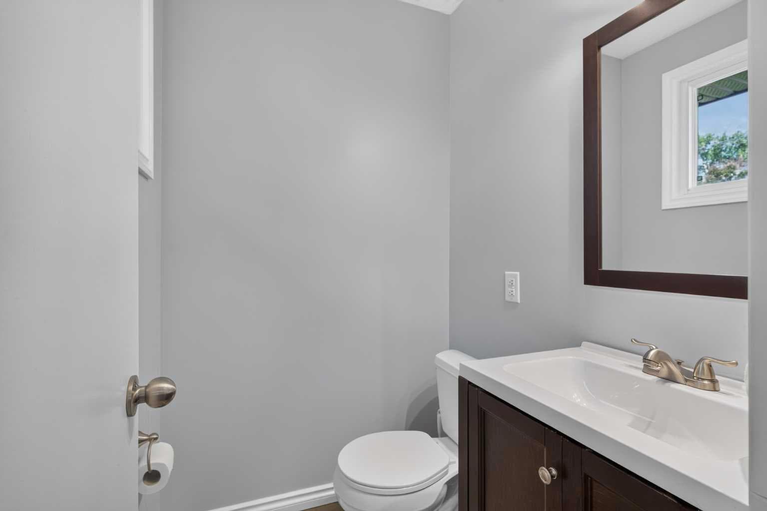 292 Silver Brook Way NW