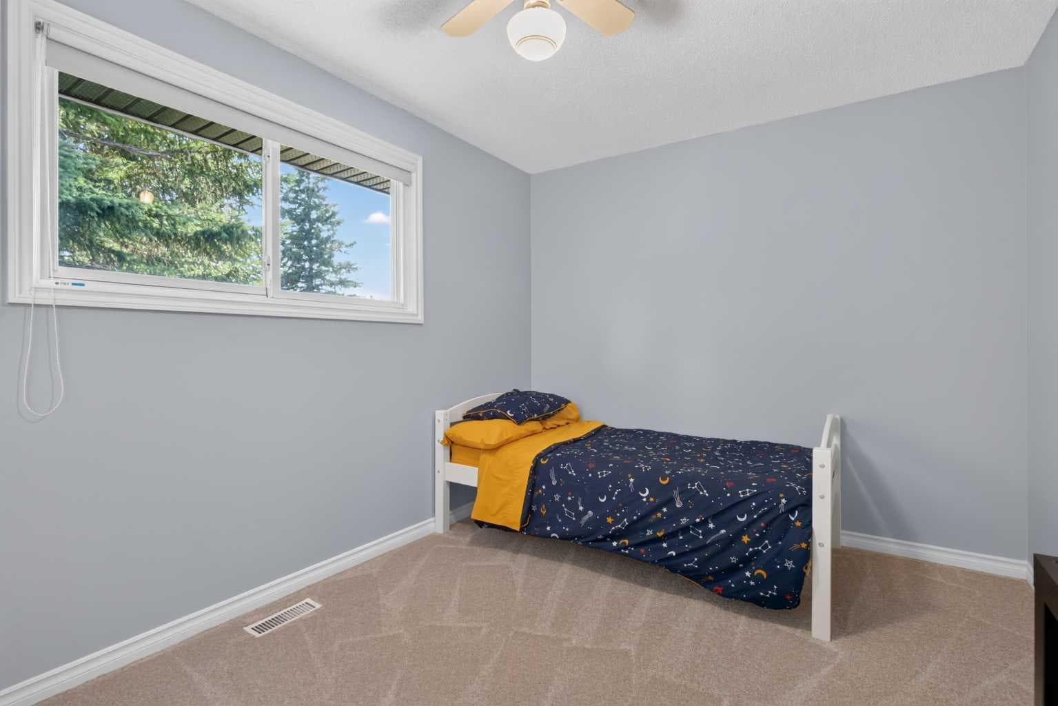 292 Silver Brook Way NW