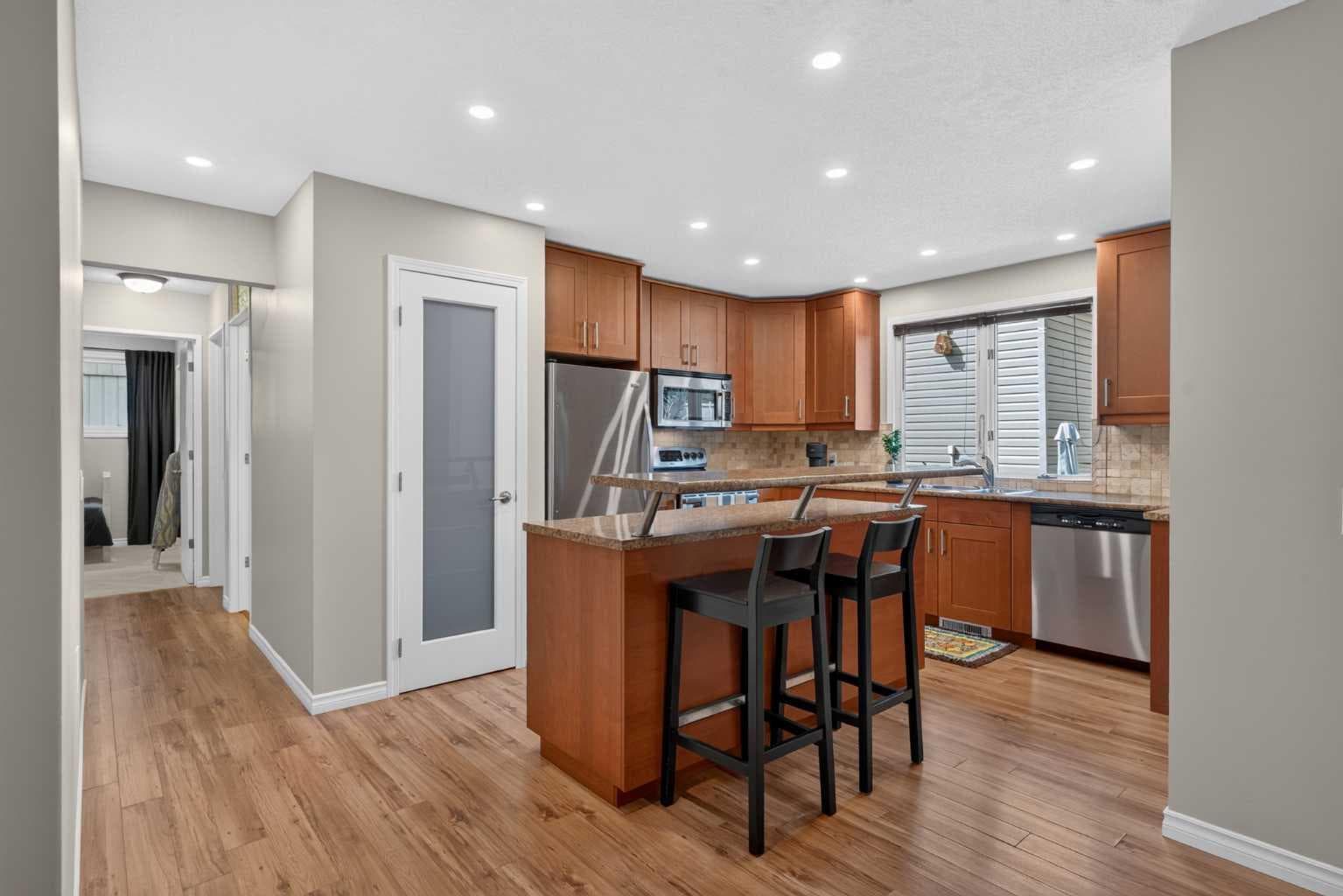 292 Silver Brook Way NW