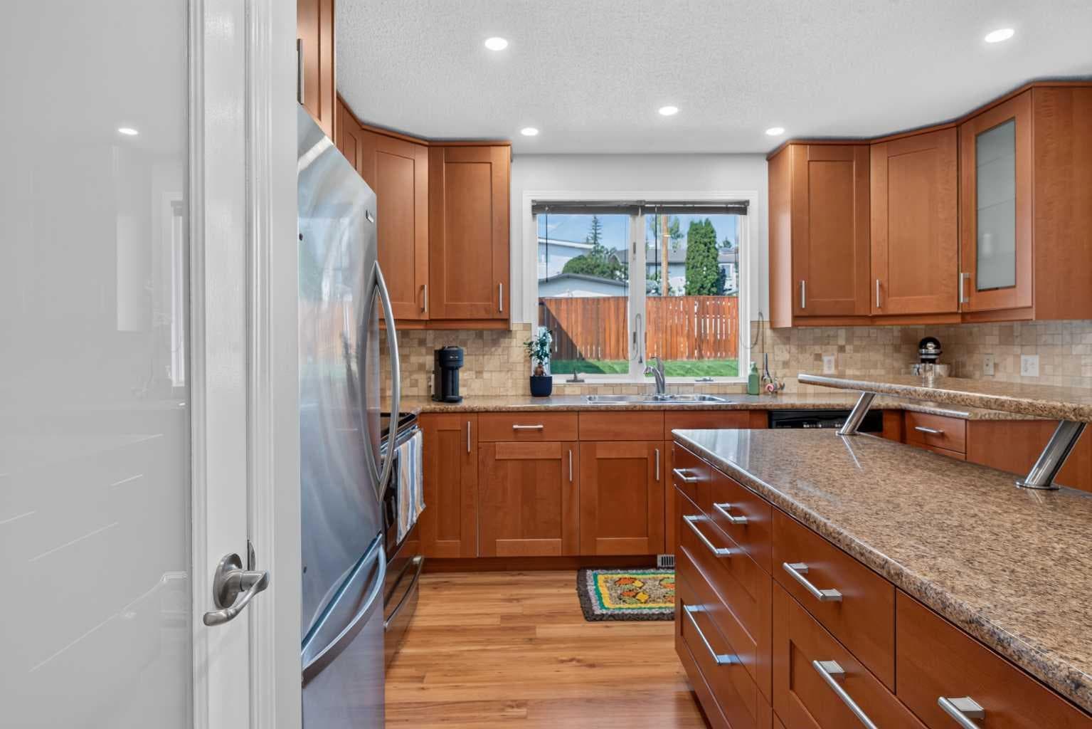 292 Silver Brook Way NW
