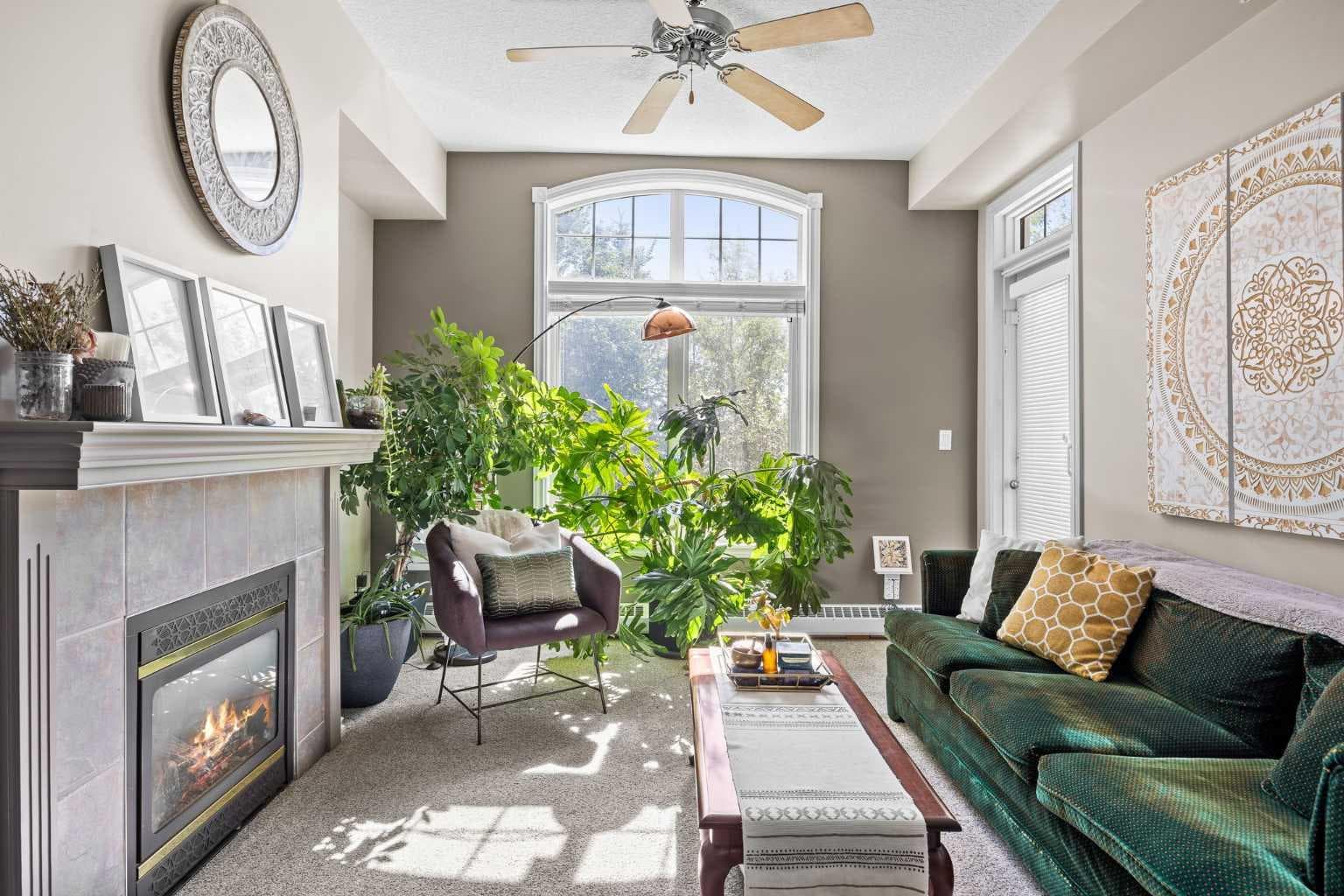 1206, 1888 Signature Park SW