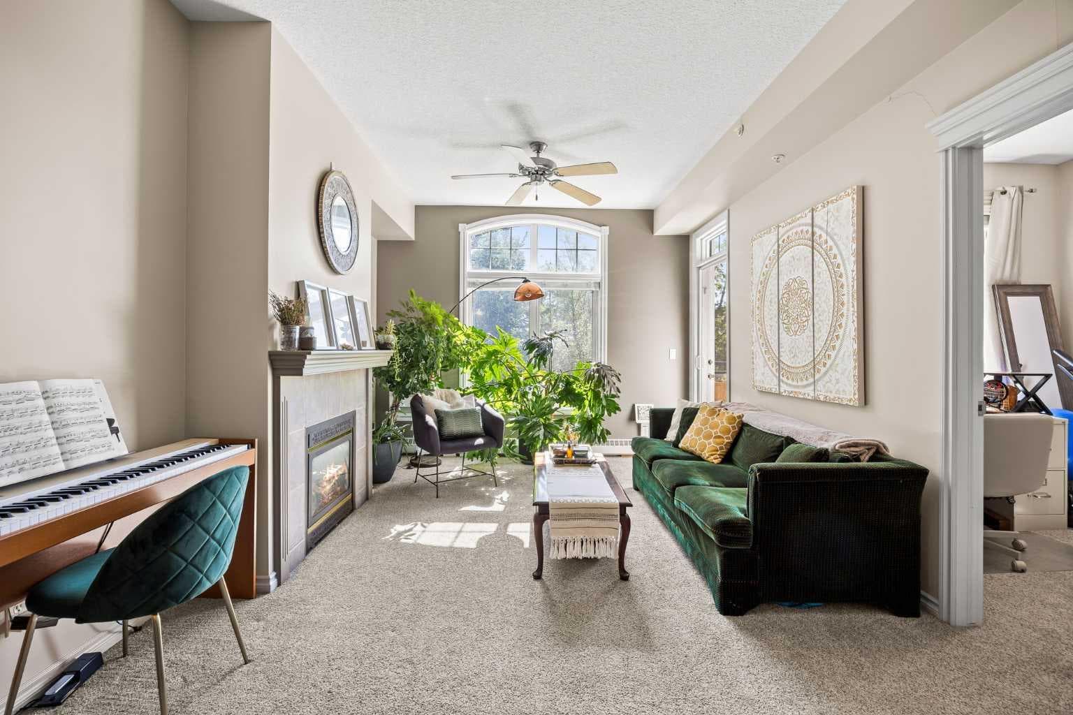 1206, 1888 Signature Park SW