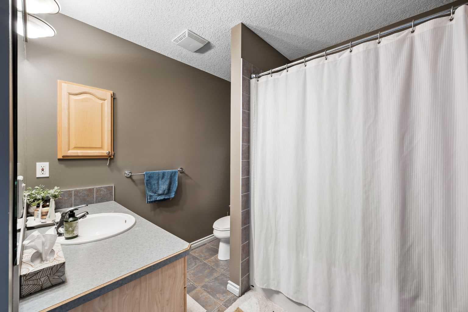 1206, 1888 Signature Park SW