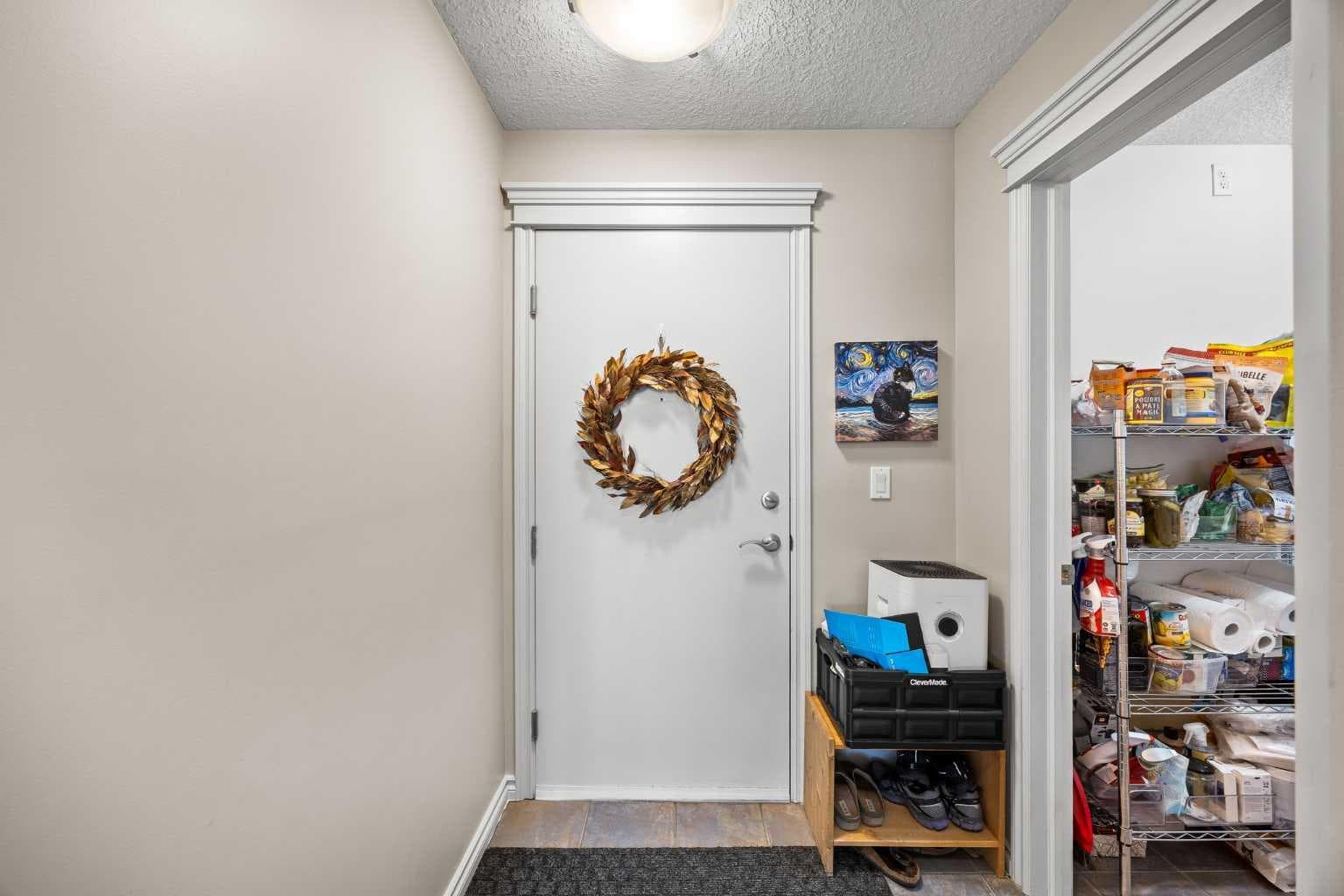 1206, 1888 Signature Park SW