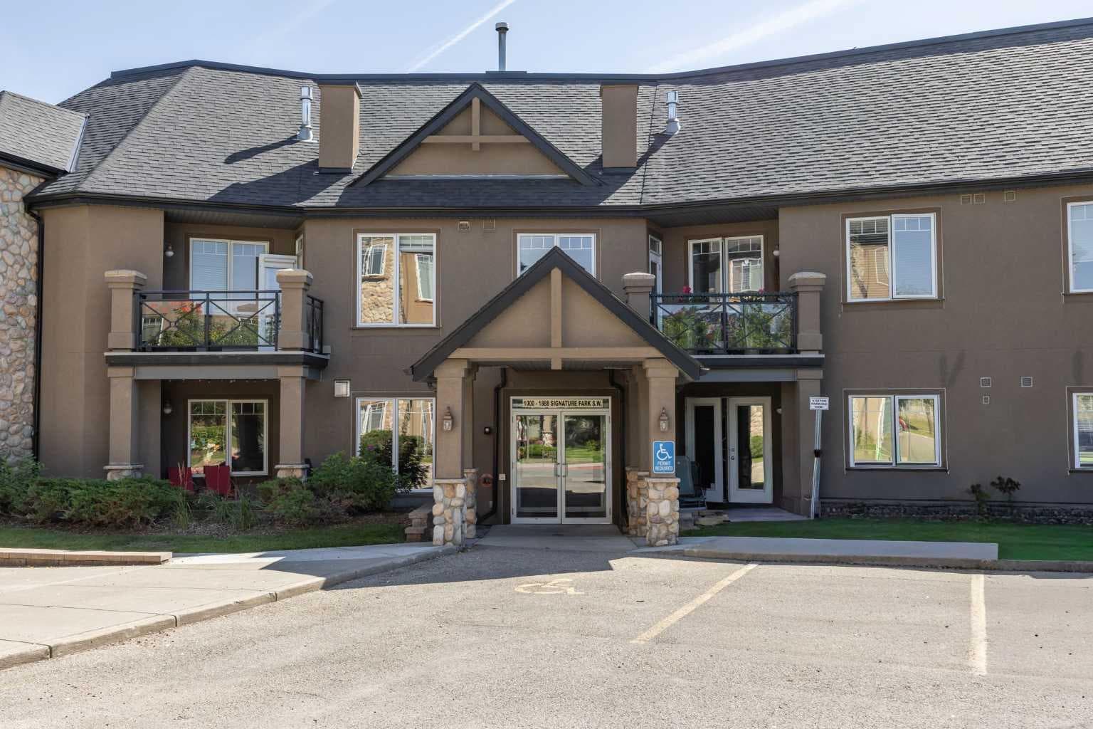 1206, 1888 Signature Park SW