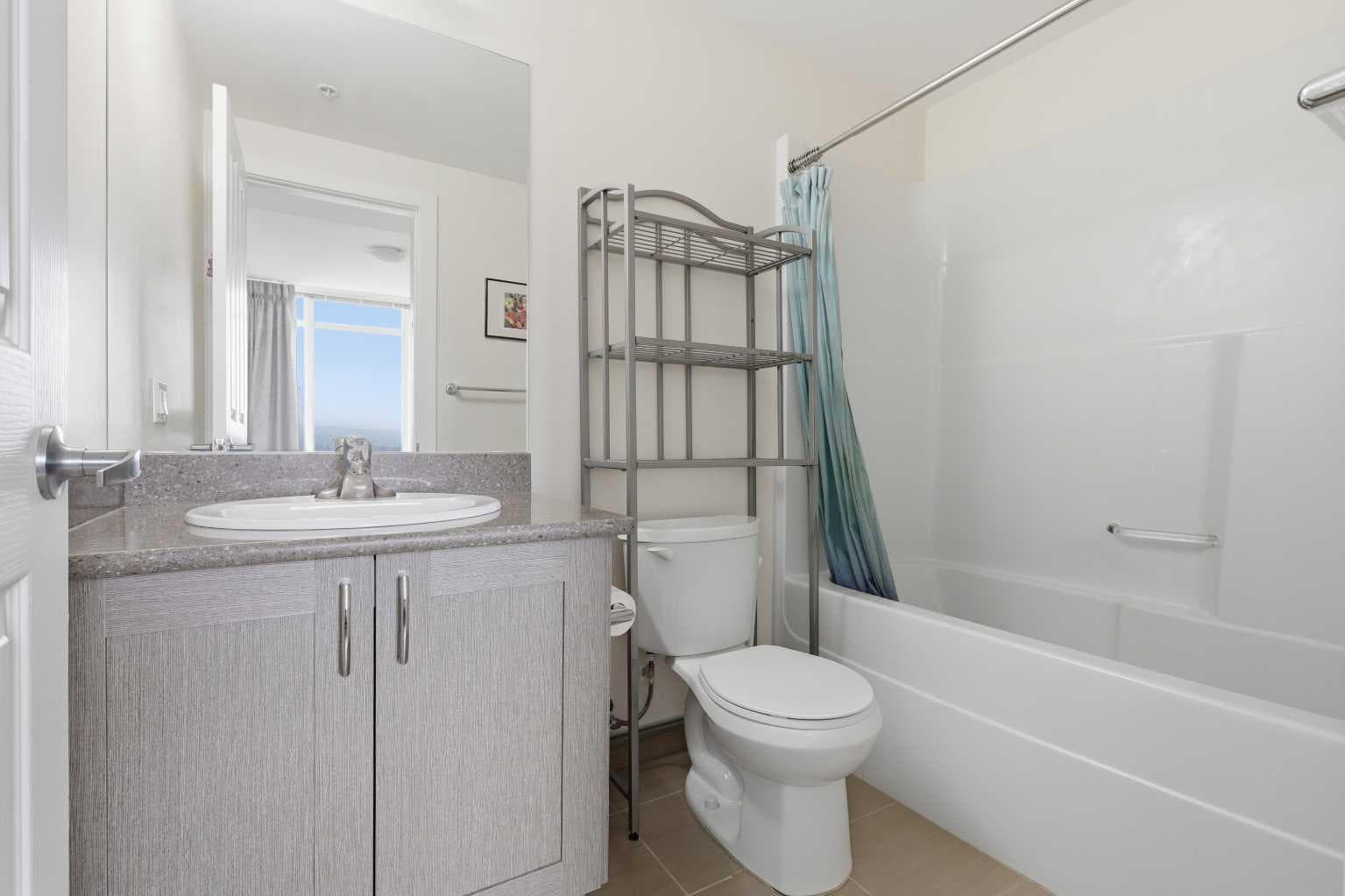 608, 30 Brentwood Common NW