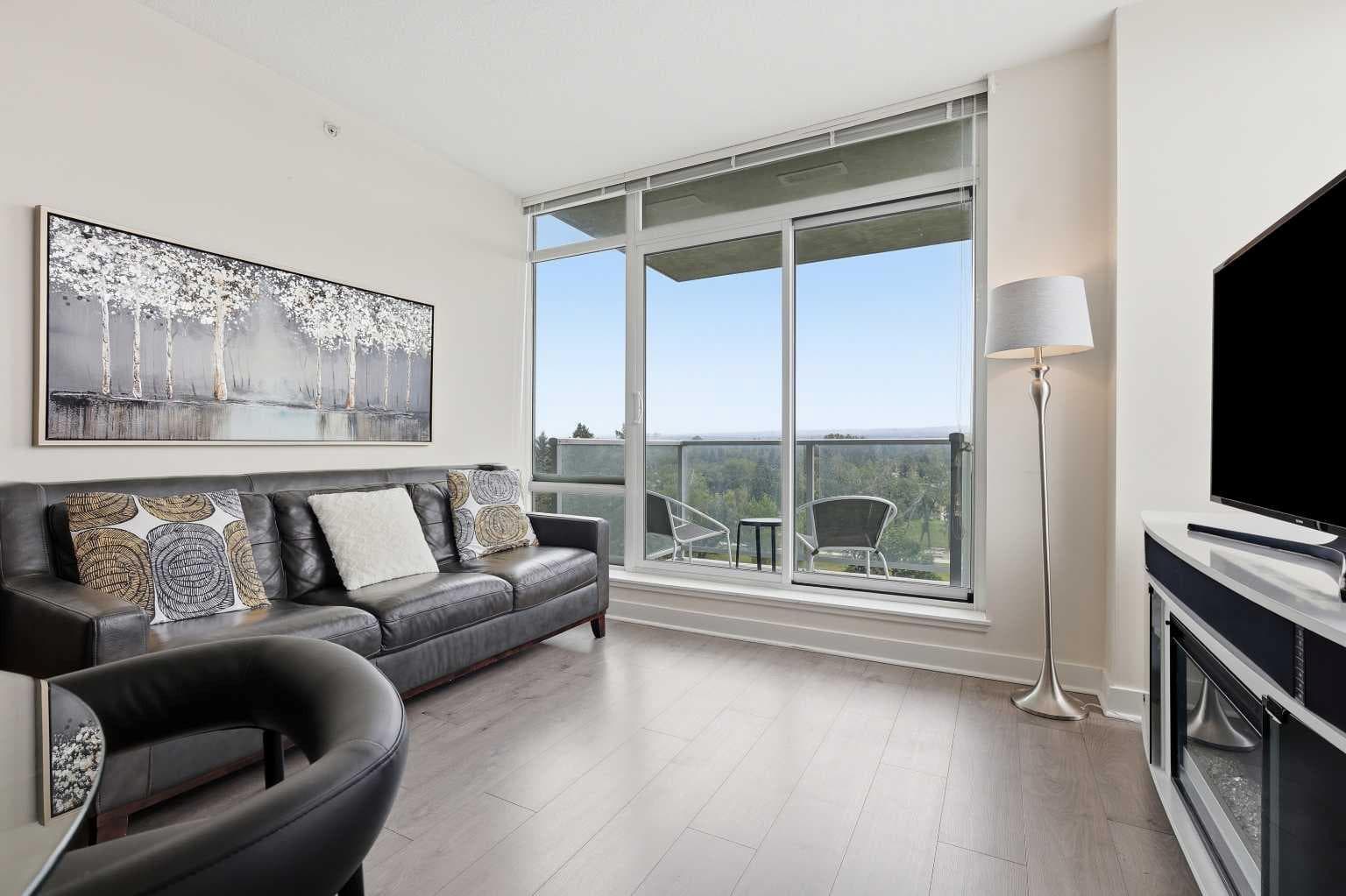 608, 30 Brentwood Common NW