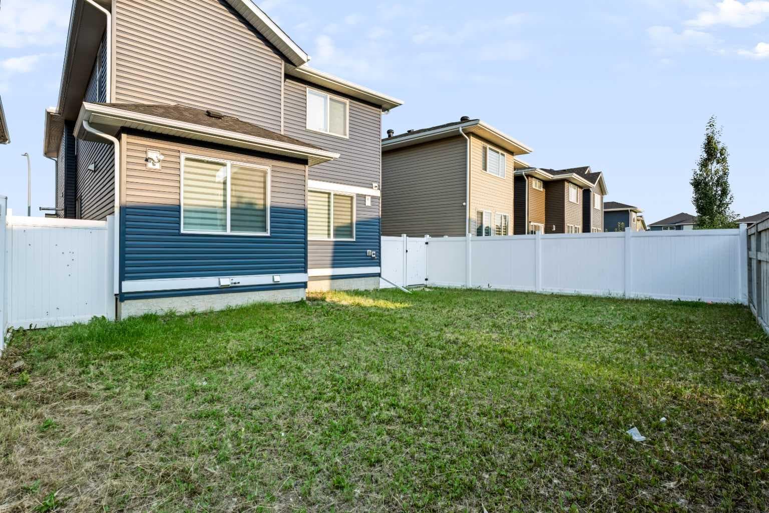 314 Red Sky Terrace NE