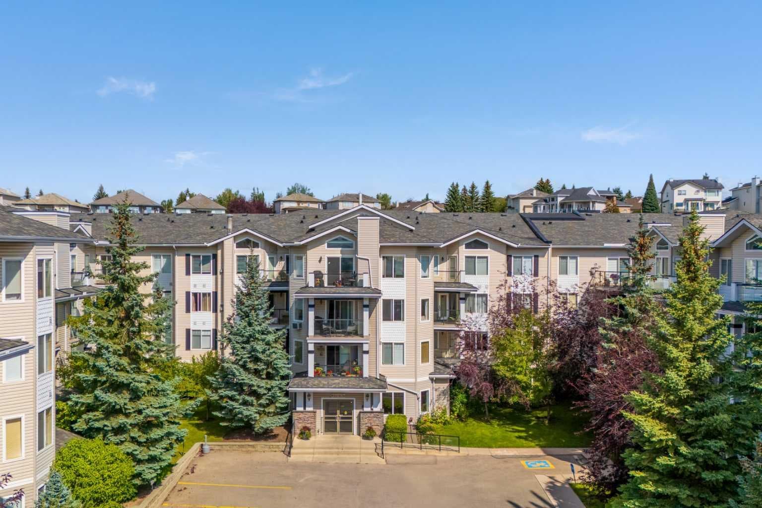 427, 345 Rocky Vista Park NW