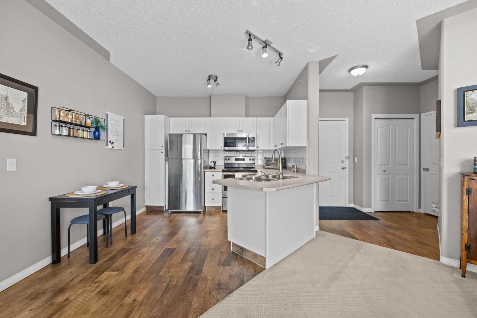 427, 345 Rocky Vista Park NW