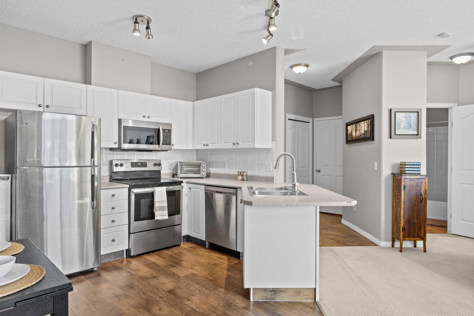 427, 345 Rocky Vista Park NW