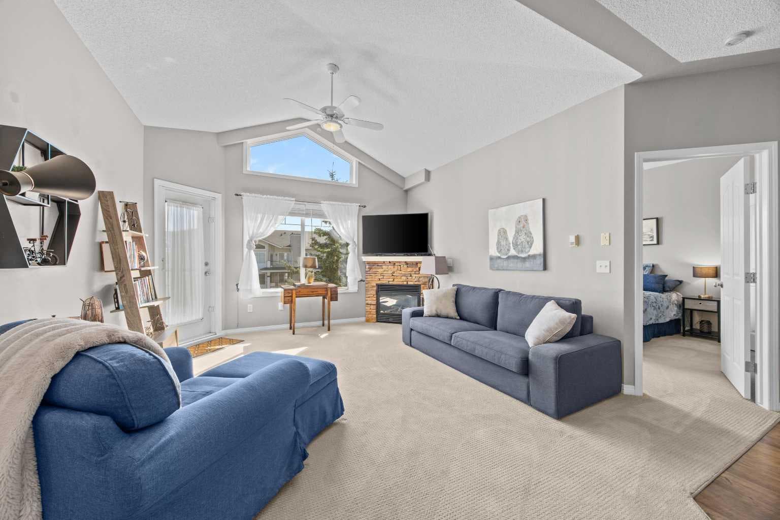427, 345 Rocky Vista Park NW