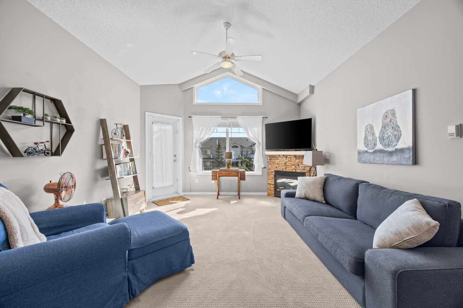427, 345 Rocky Vista Park NW