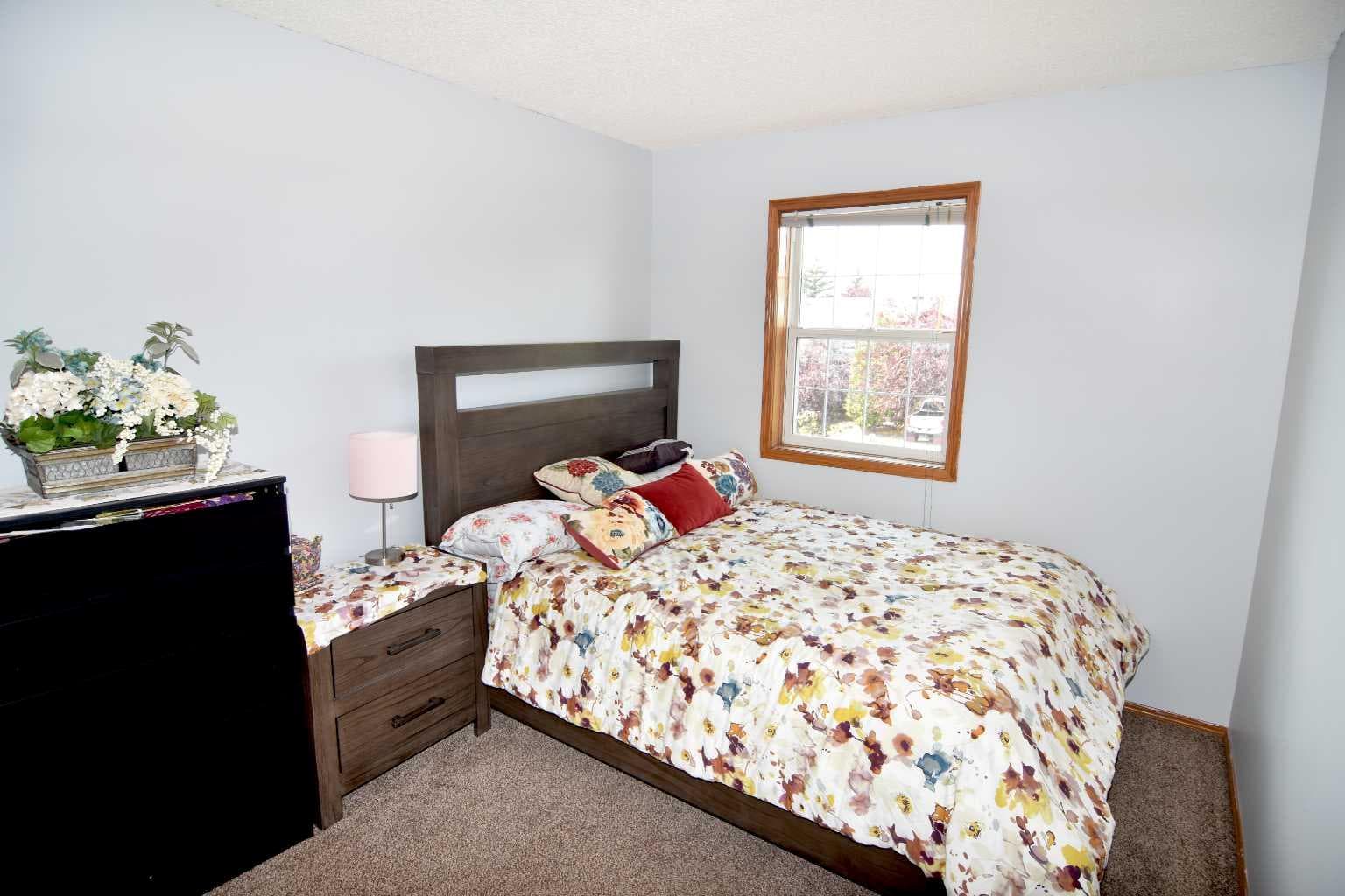 12 Country Hills Gate NW