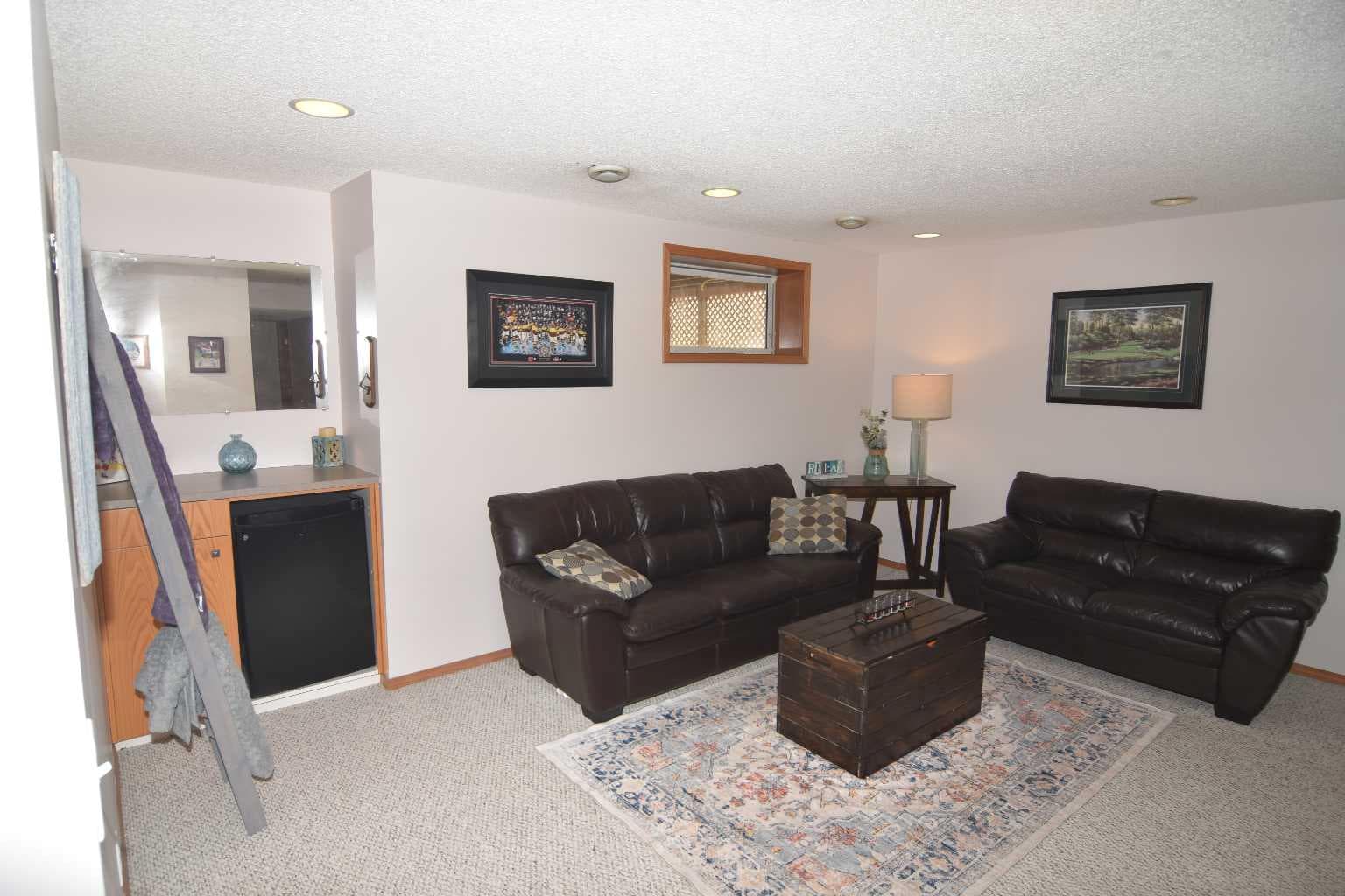 12 Country Hills Gate NW