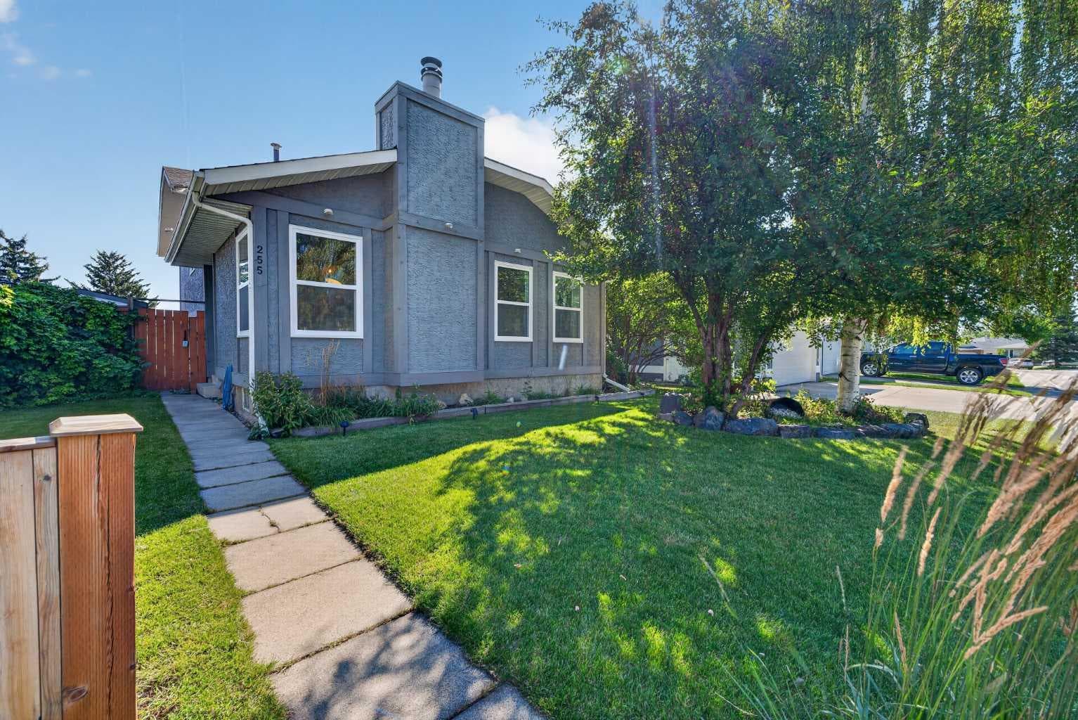 255 Shawcliffe Circle SW