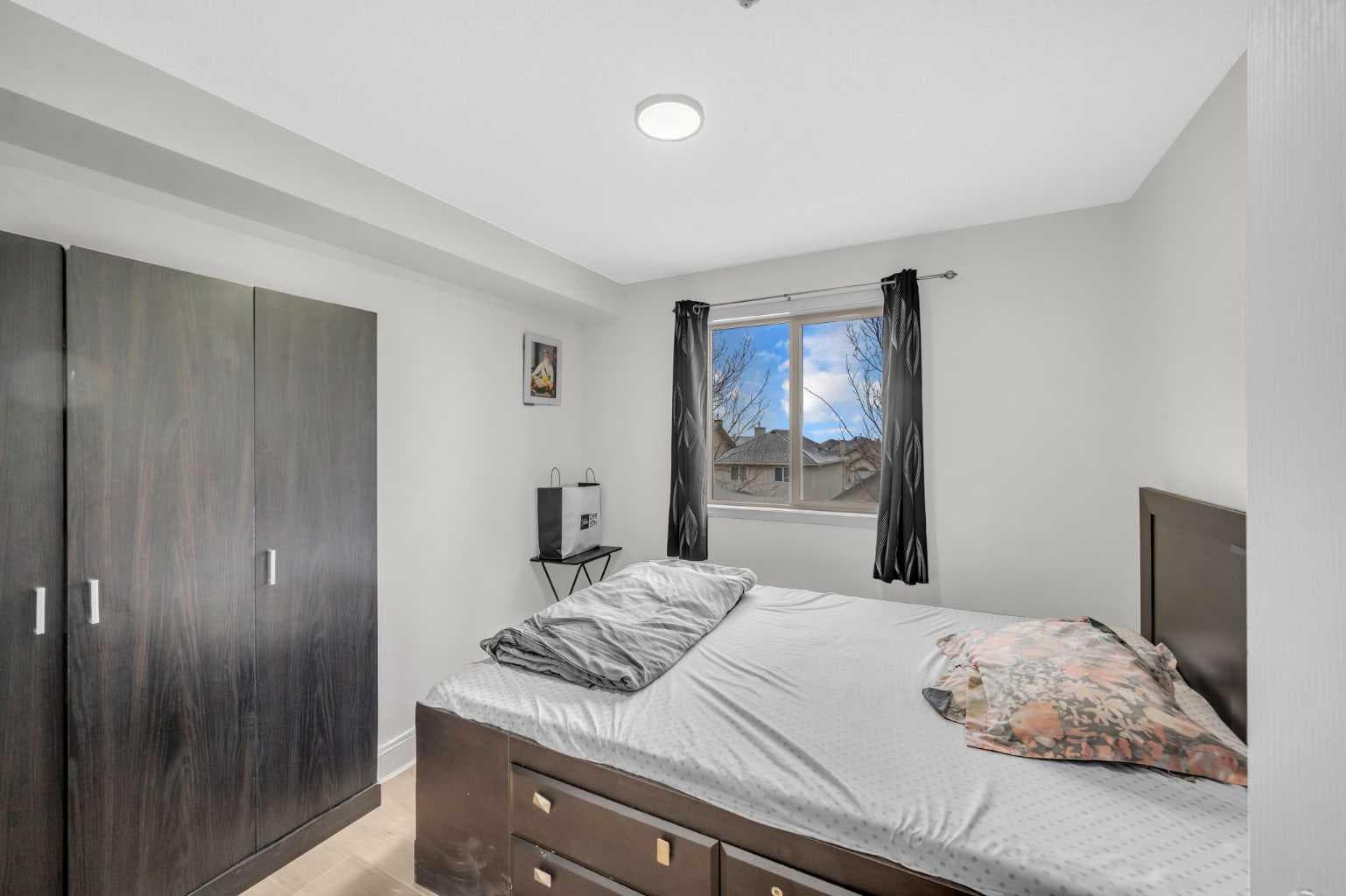 227, 355 Taralake Way NE