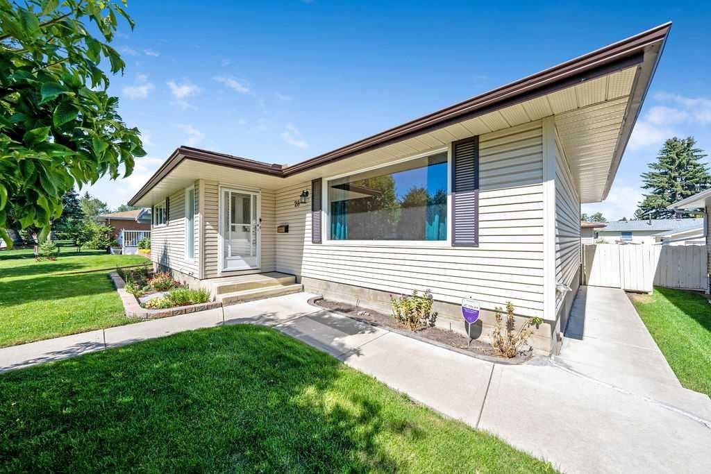 28 Brazeau Crescent SW