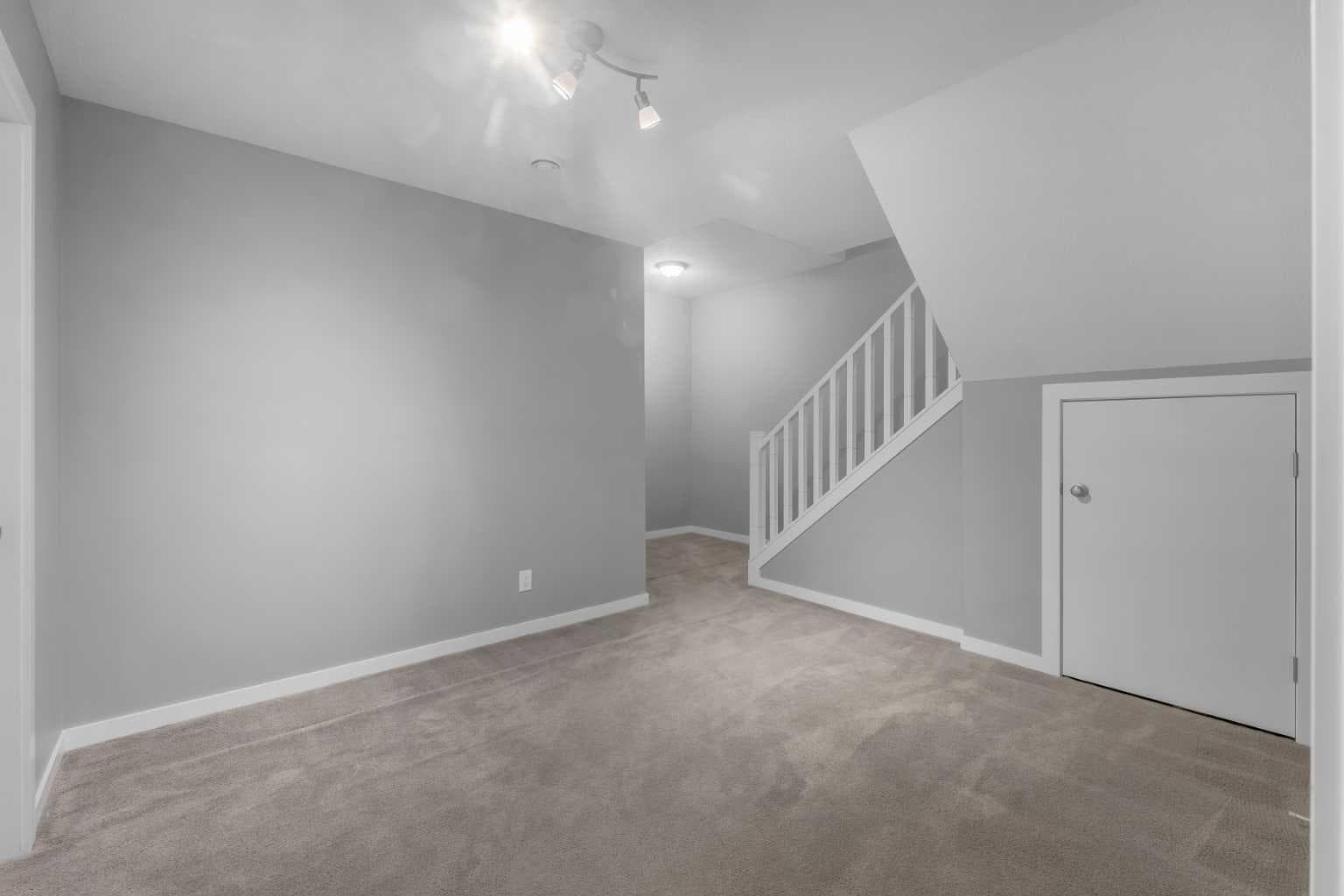 353 Kinniburgh Boulevard 