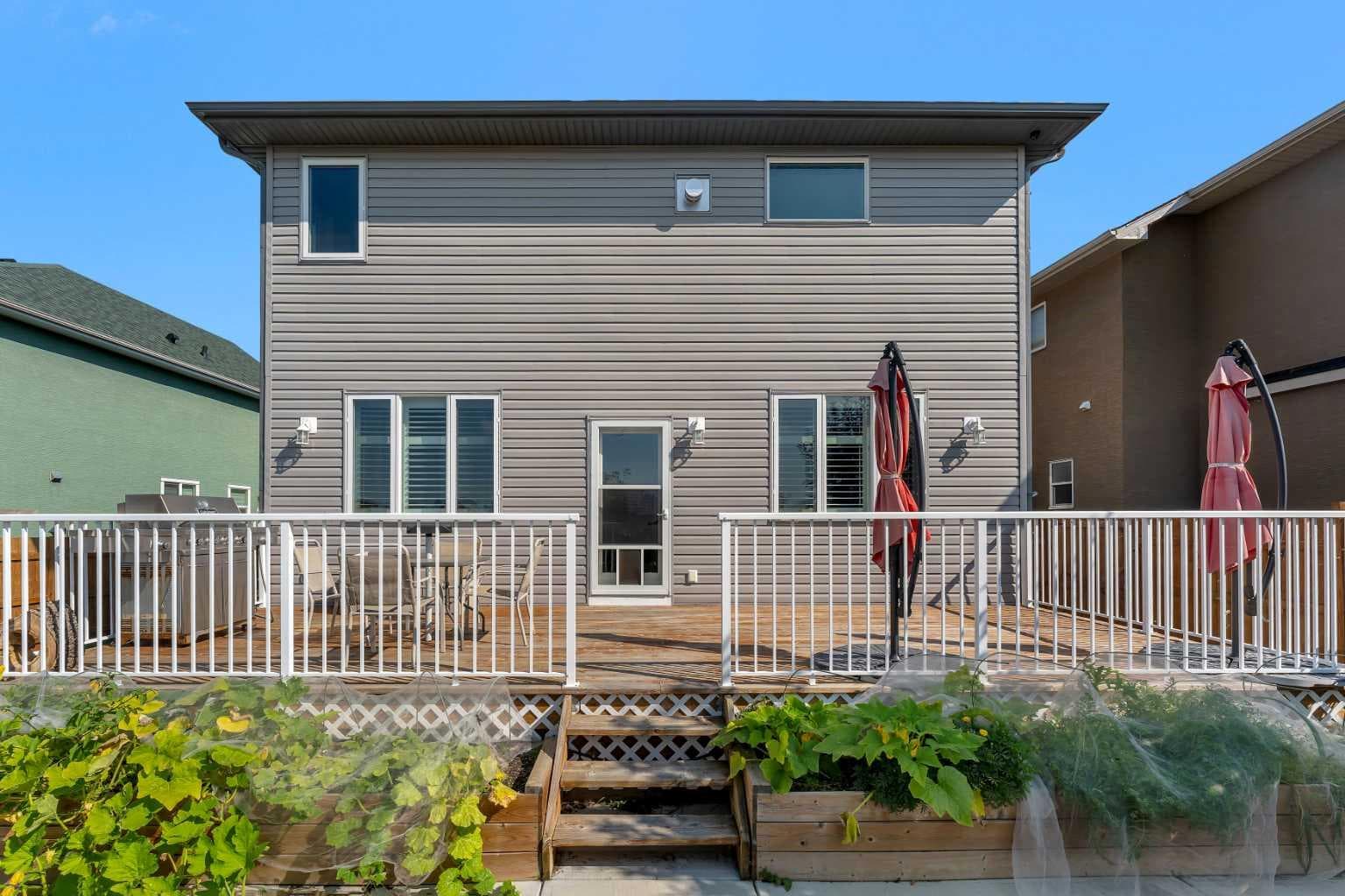 353 Kinniburgh Boulevard 