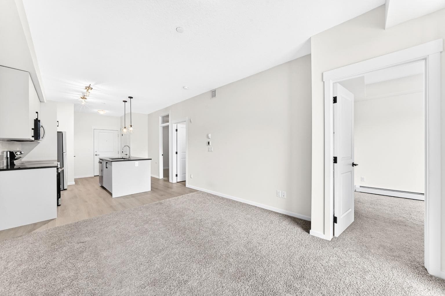 2112, 740 Legacy Village Road SE