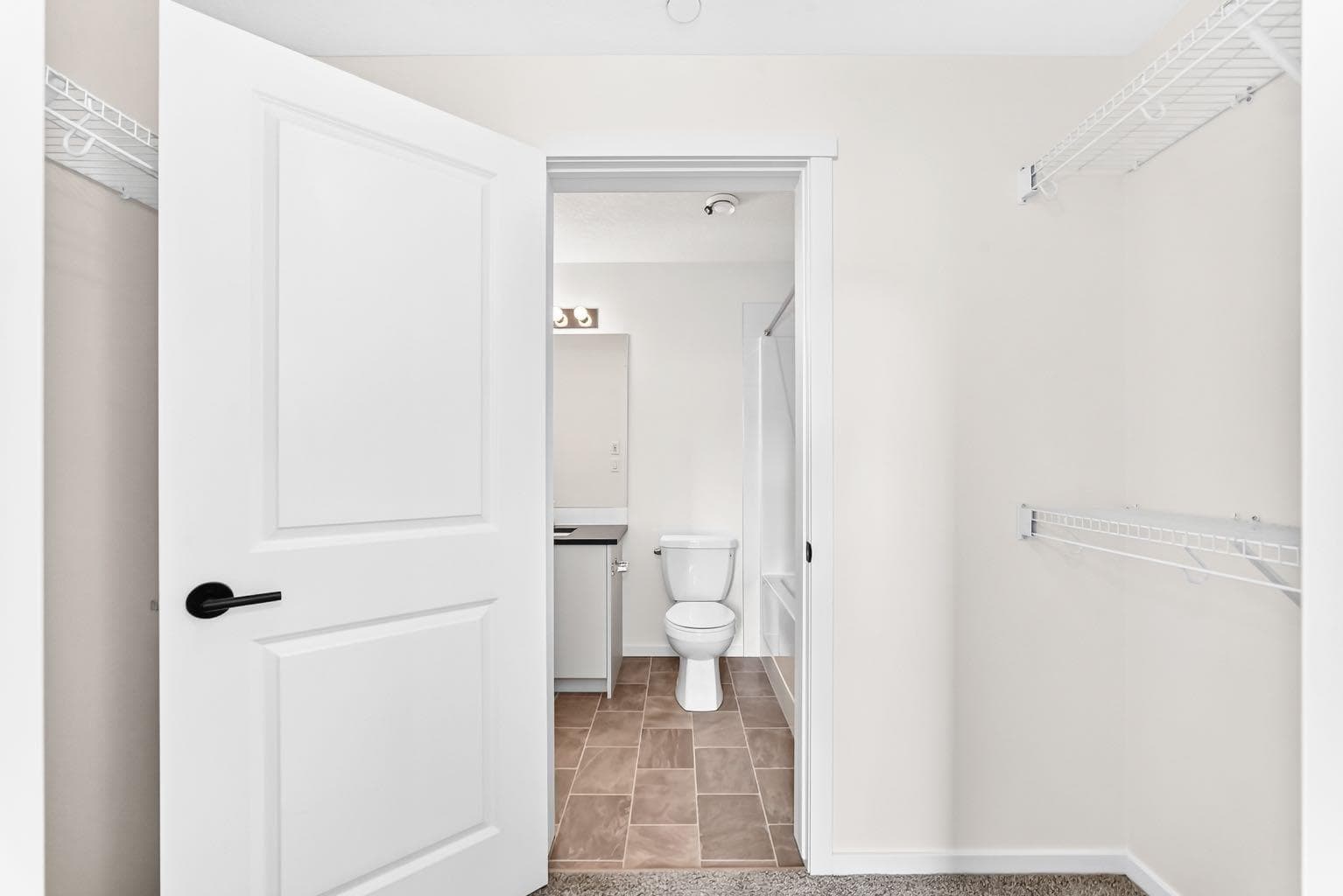 2112, 740 Legacy Village Road SE