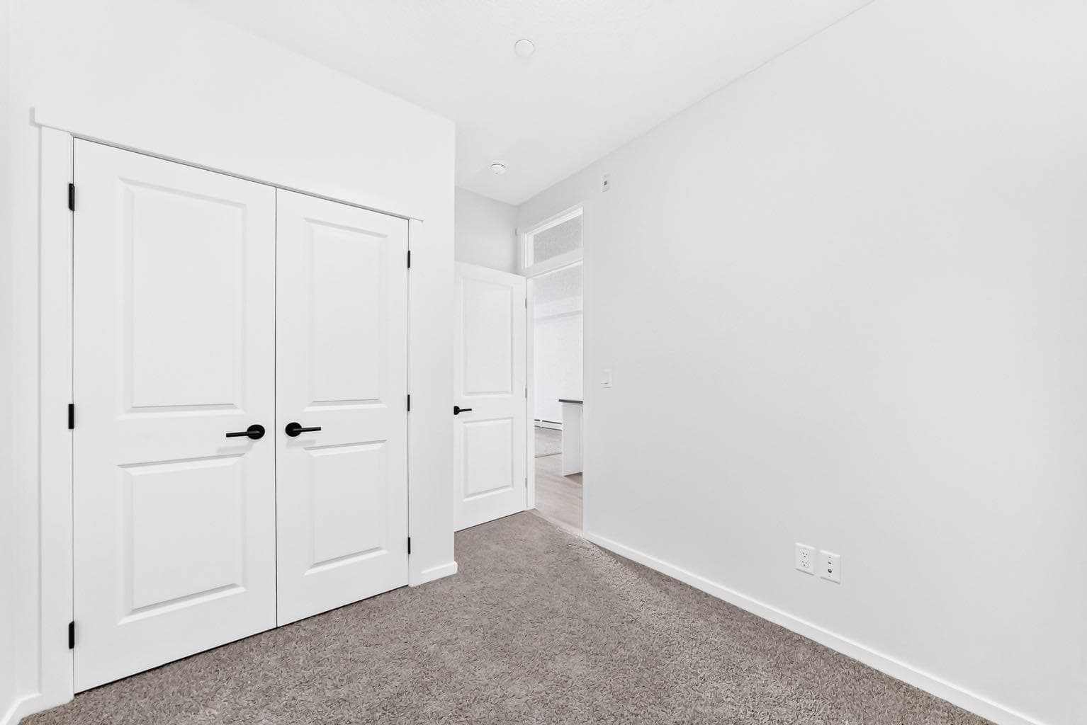 2112, 740 Legacy Village Road SE