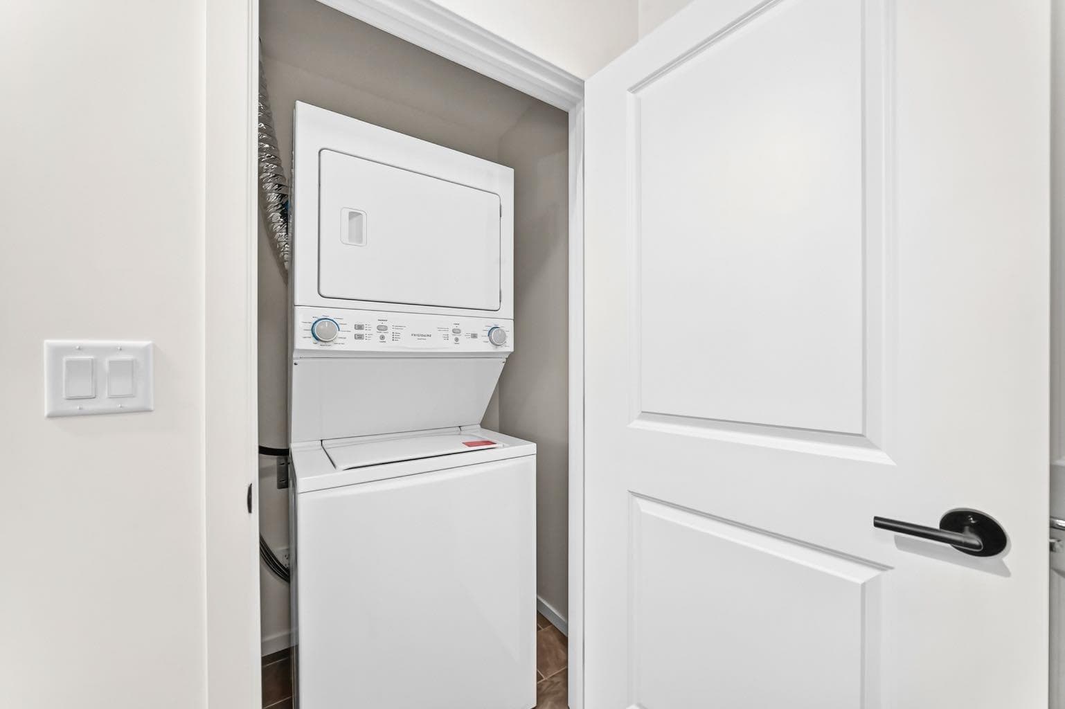 2112, 740 Legacy Village Road SE