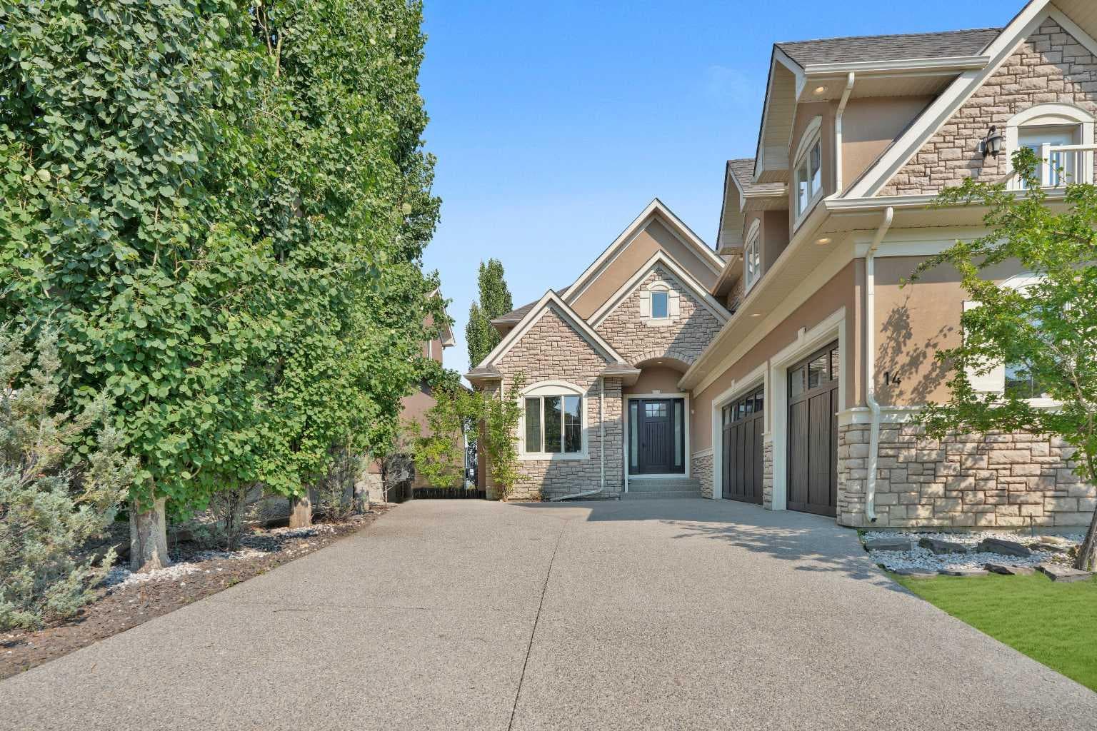 14 Coulee View SW