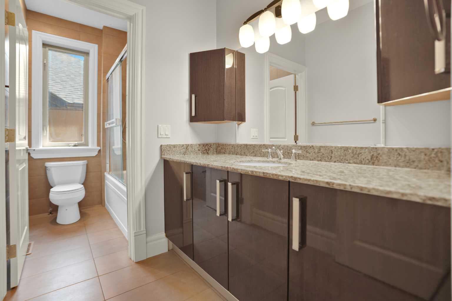 14 Coulee View SW
