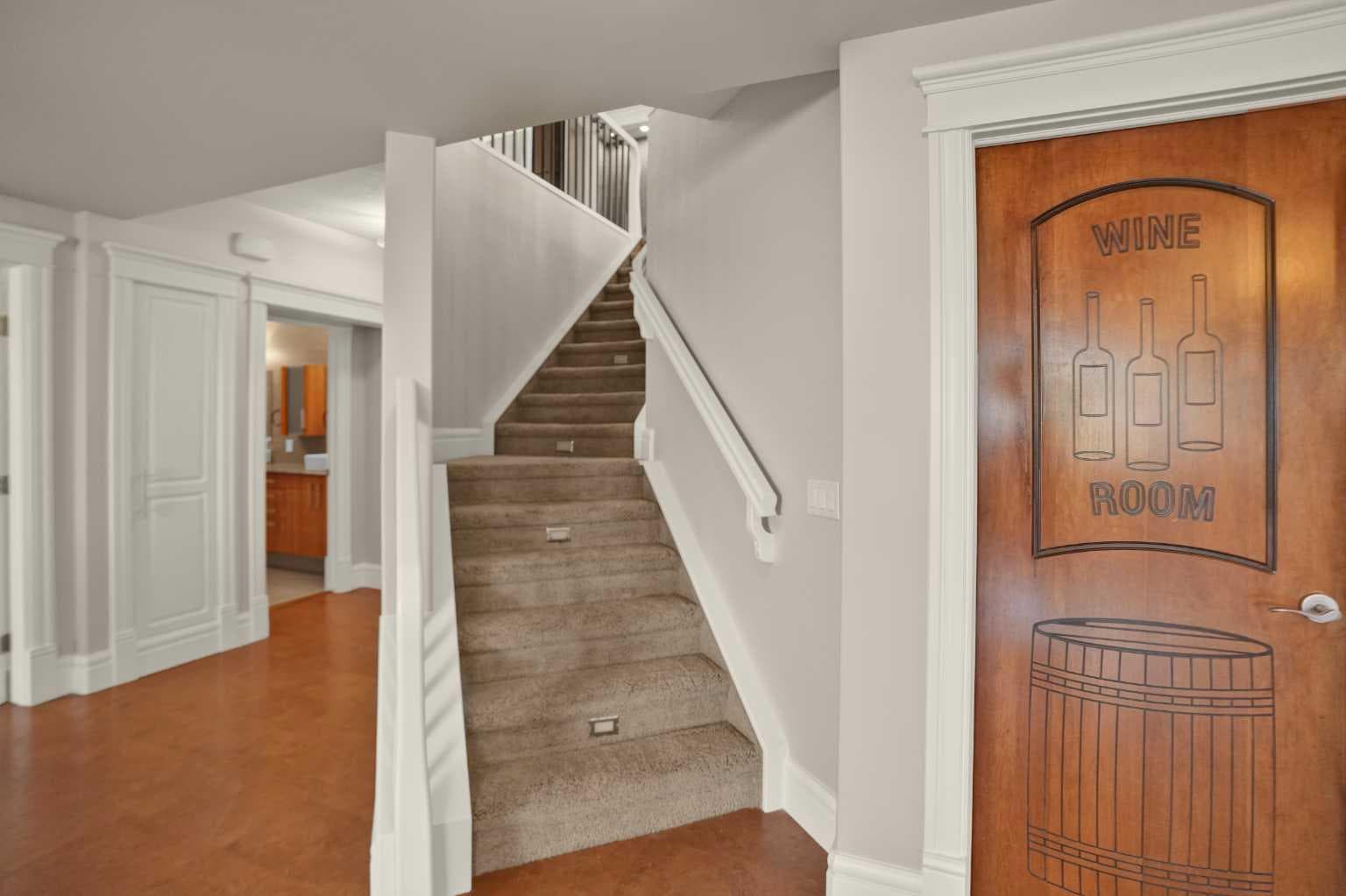 14 Coulee View SW
