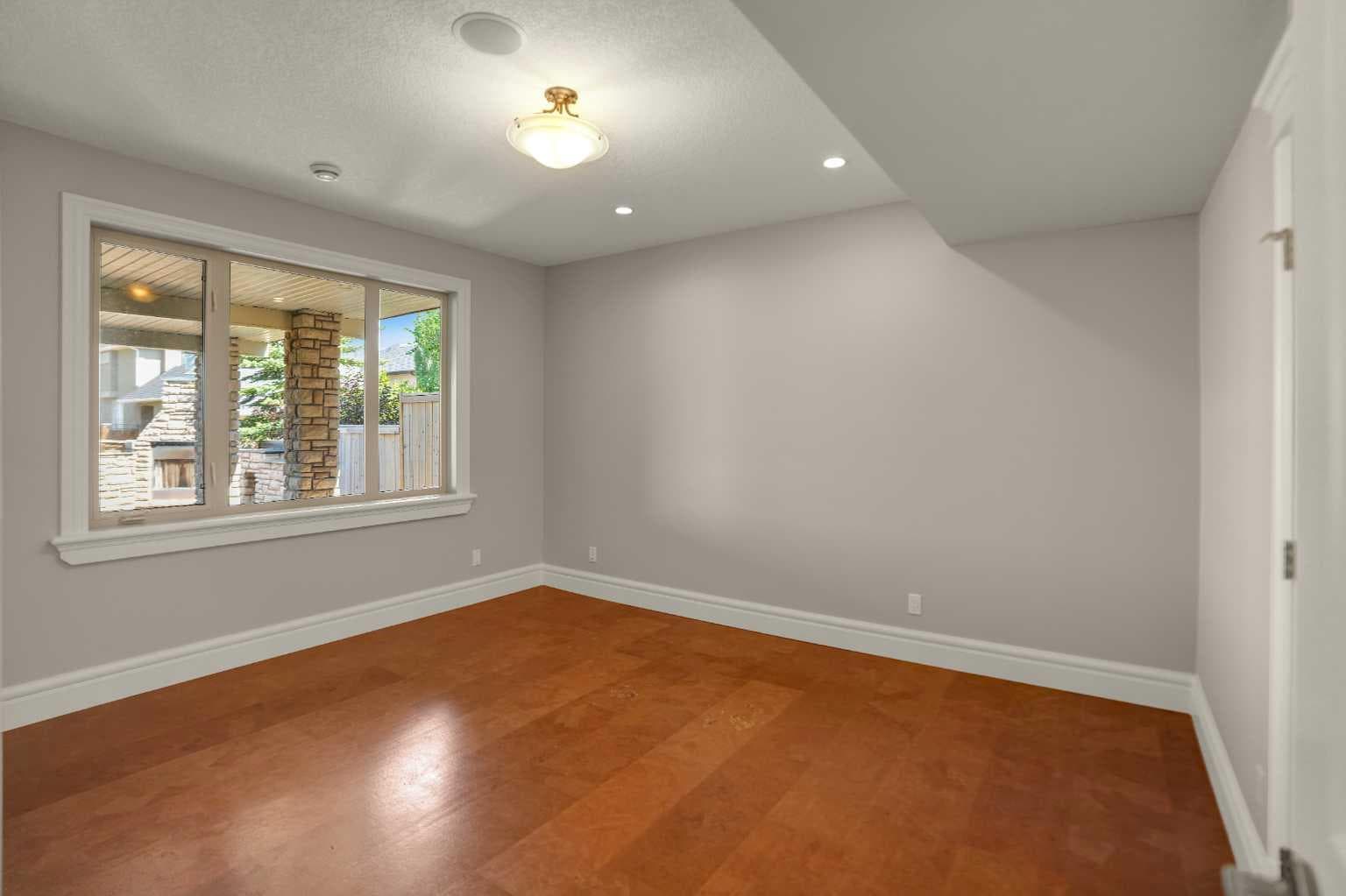 14 Coulee View SW