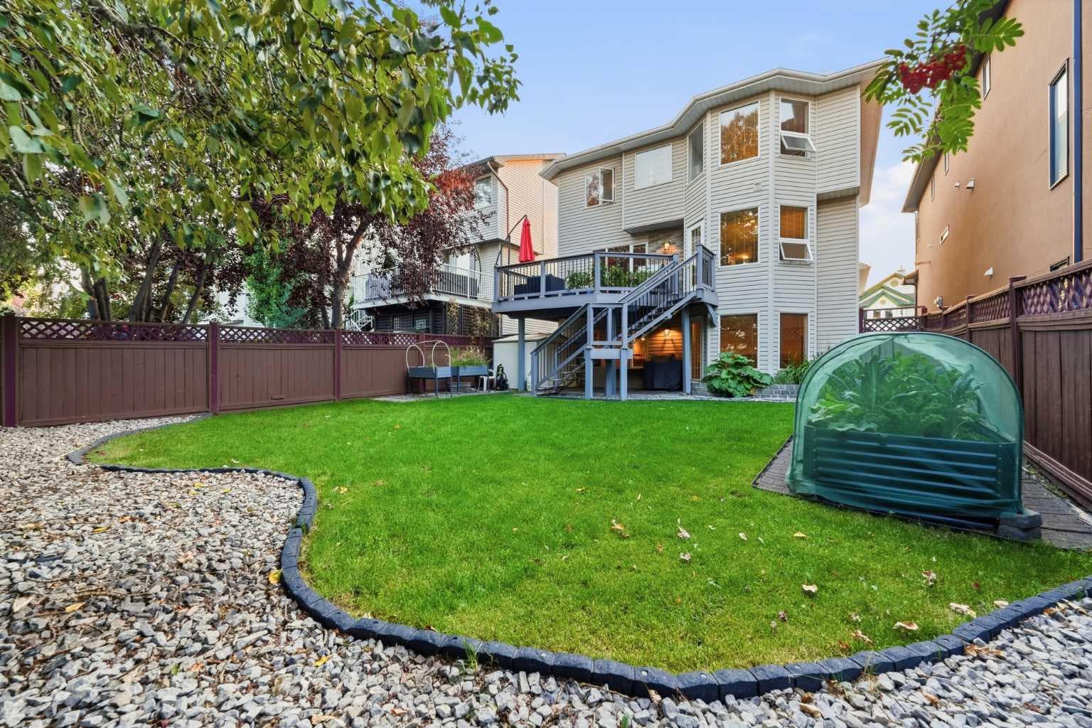 76 Valley Meadow Close NW