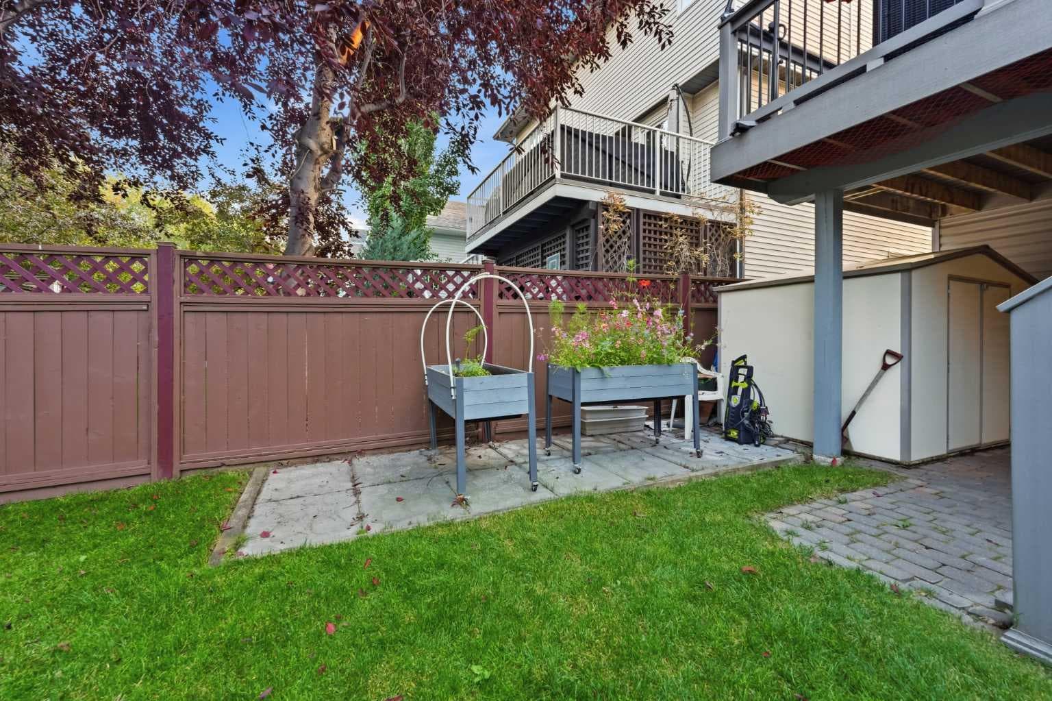76 Valley Meadow Close NW