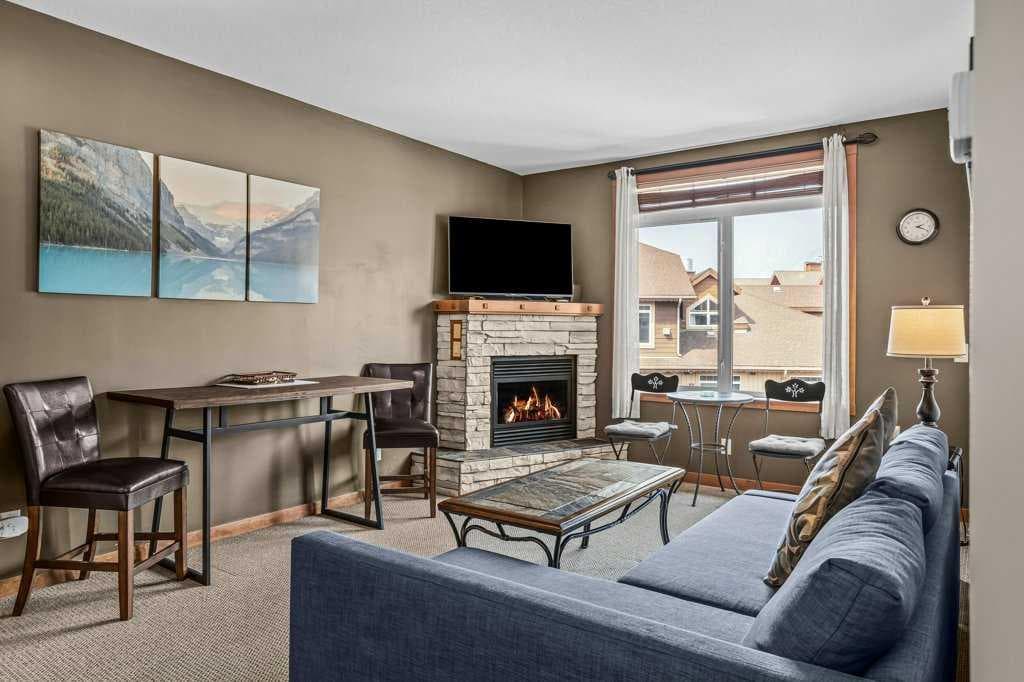 405, 190 Kananaskis Way 