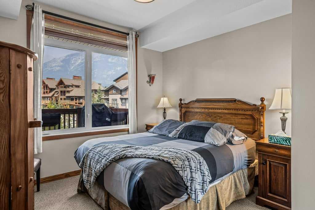 405, 190 Kananaskis Way 