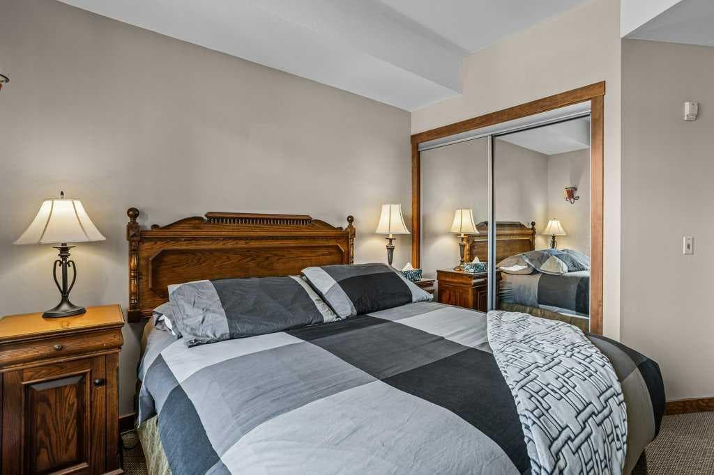 405, 190 Kananaskis Way 