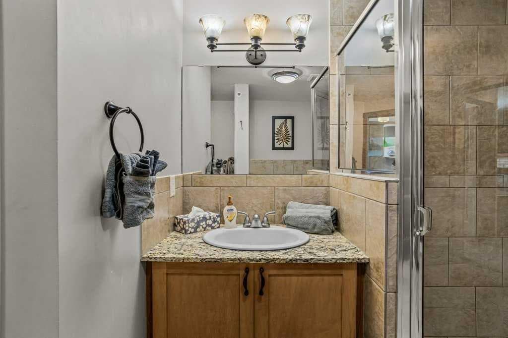 405, 190 Kananaskis Way 