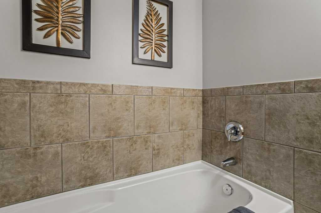 405, 190 Kananaskis Way 