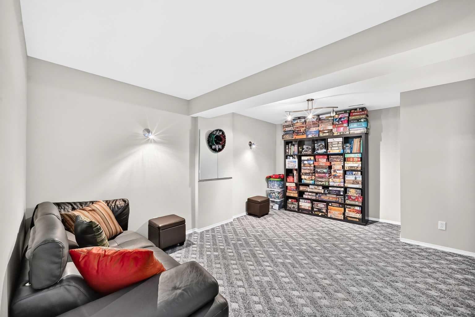 40, 200 Hidden Hills Terrace NW