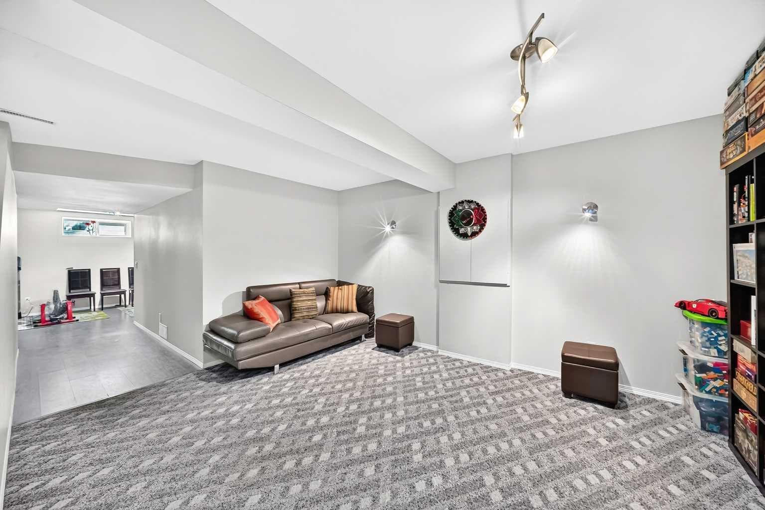 40, 200 Hidden Hills Terrace NW