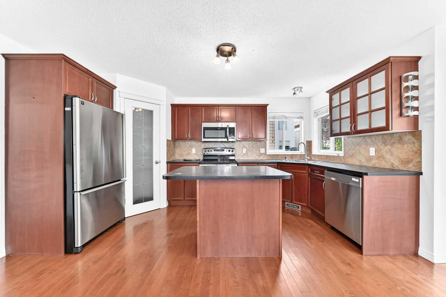 294 Cougar Plateau Way SW