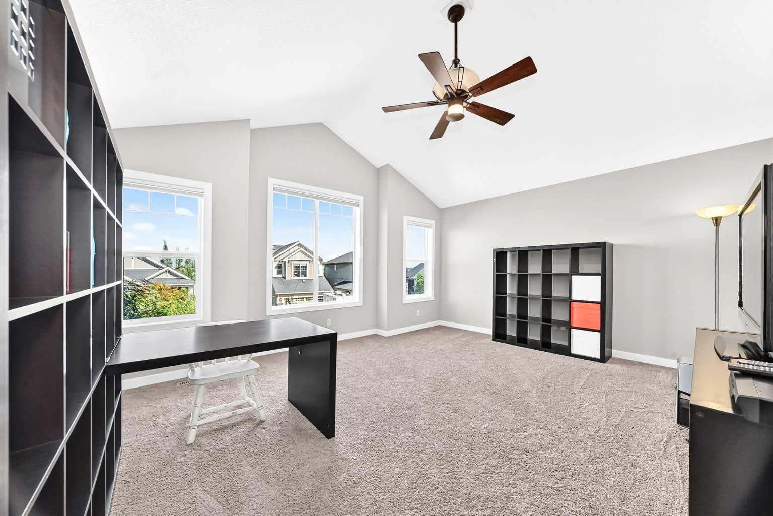 137 Aspenmere Circle 