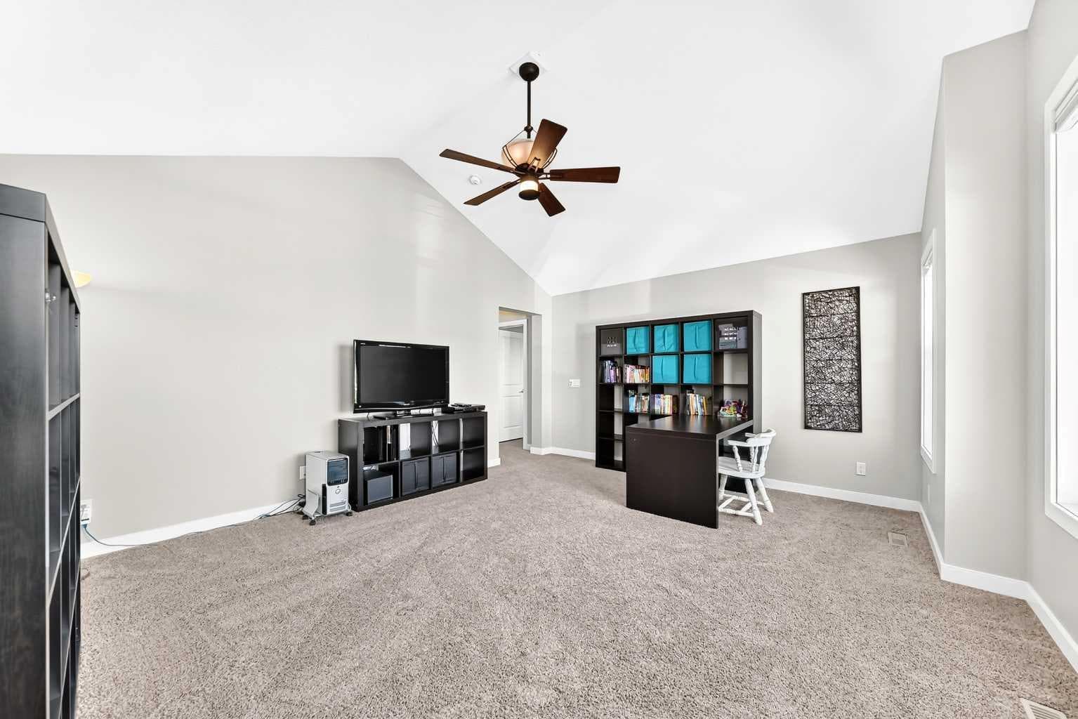 137 Aspenmere Circle 