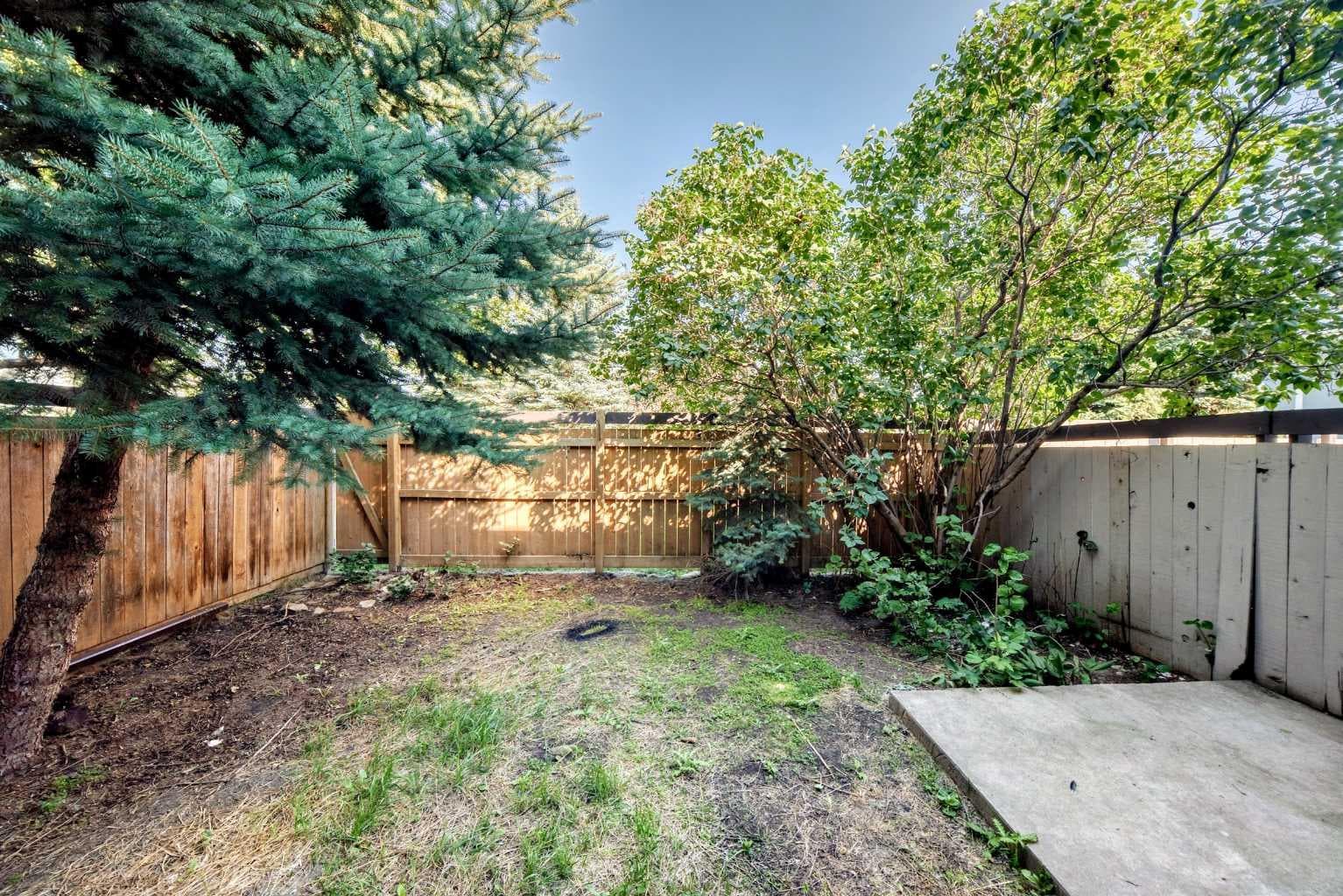 15, 2210 Oakmoor Drive SW
