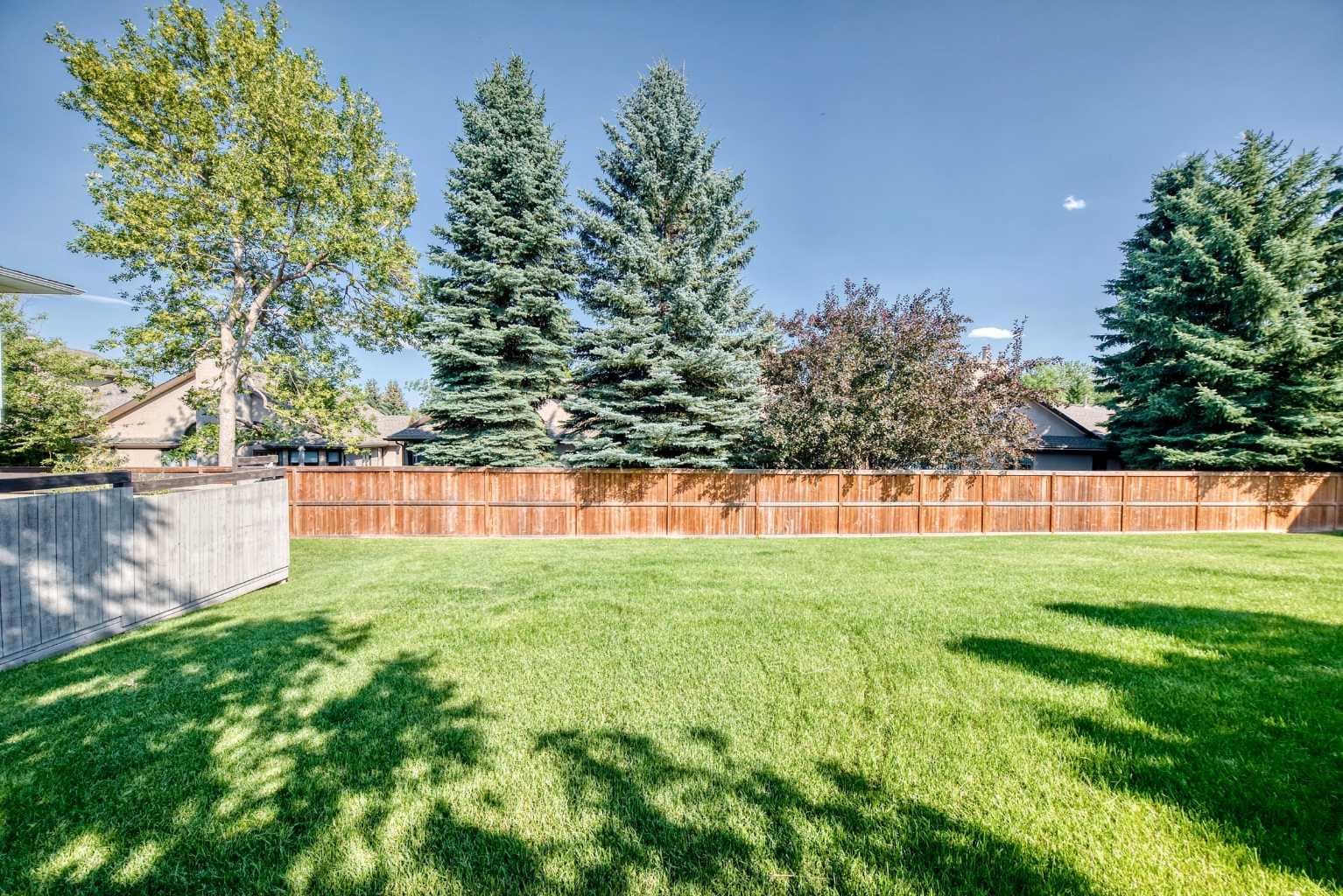 15, 2210 Oakmoor Drive SW