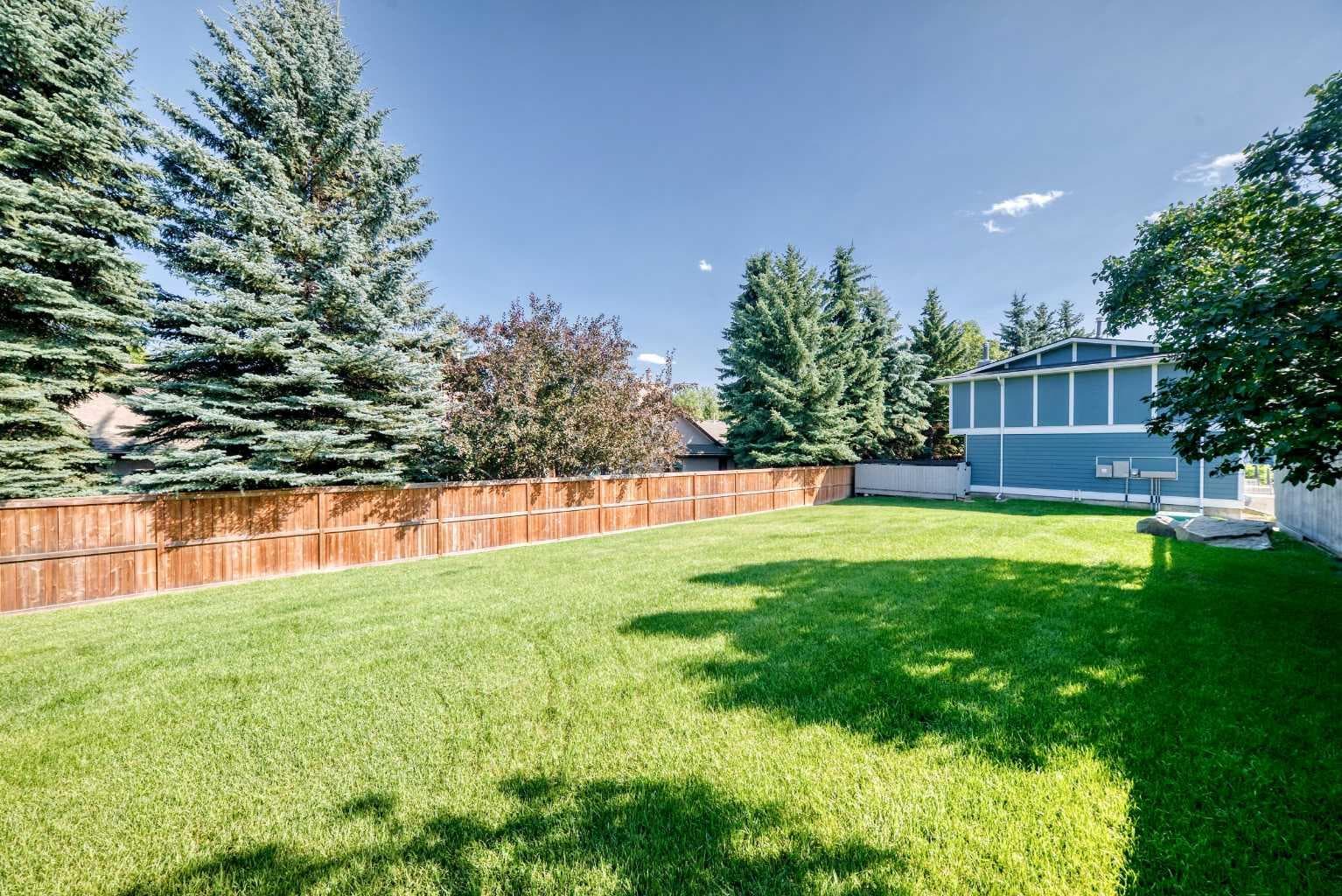 15, 2210 Oakmoor Drive SW