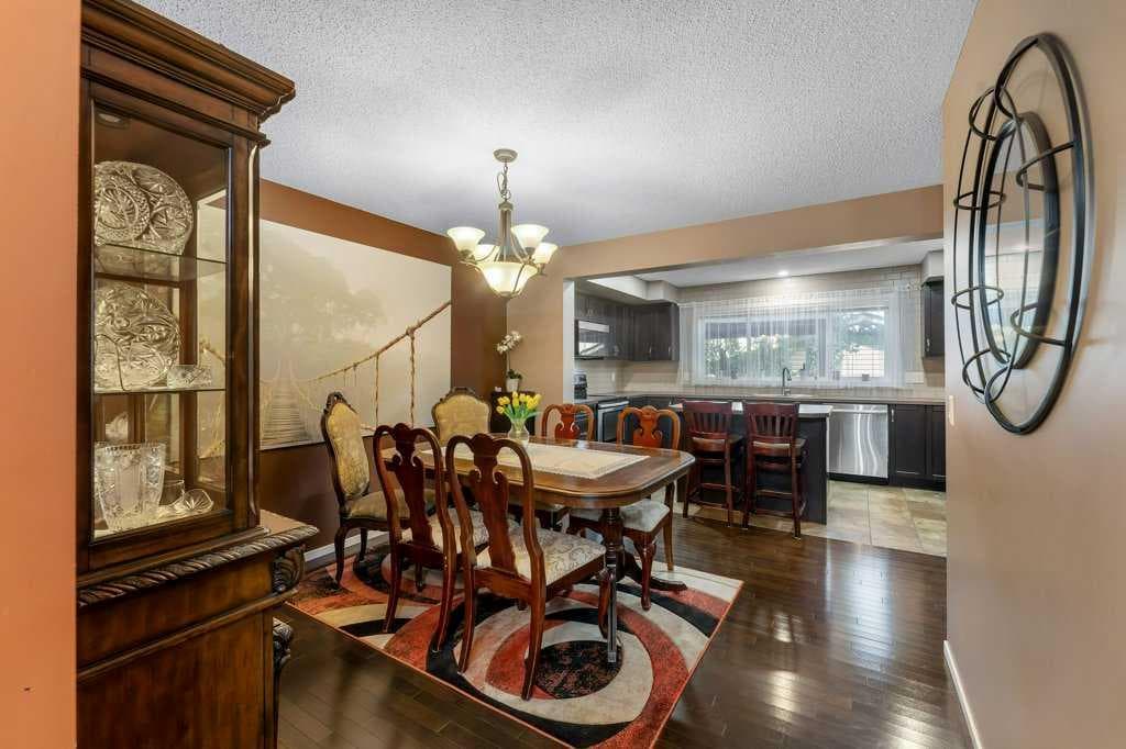 66 Reunion Grove NW