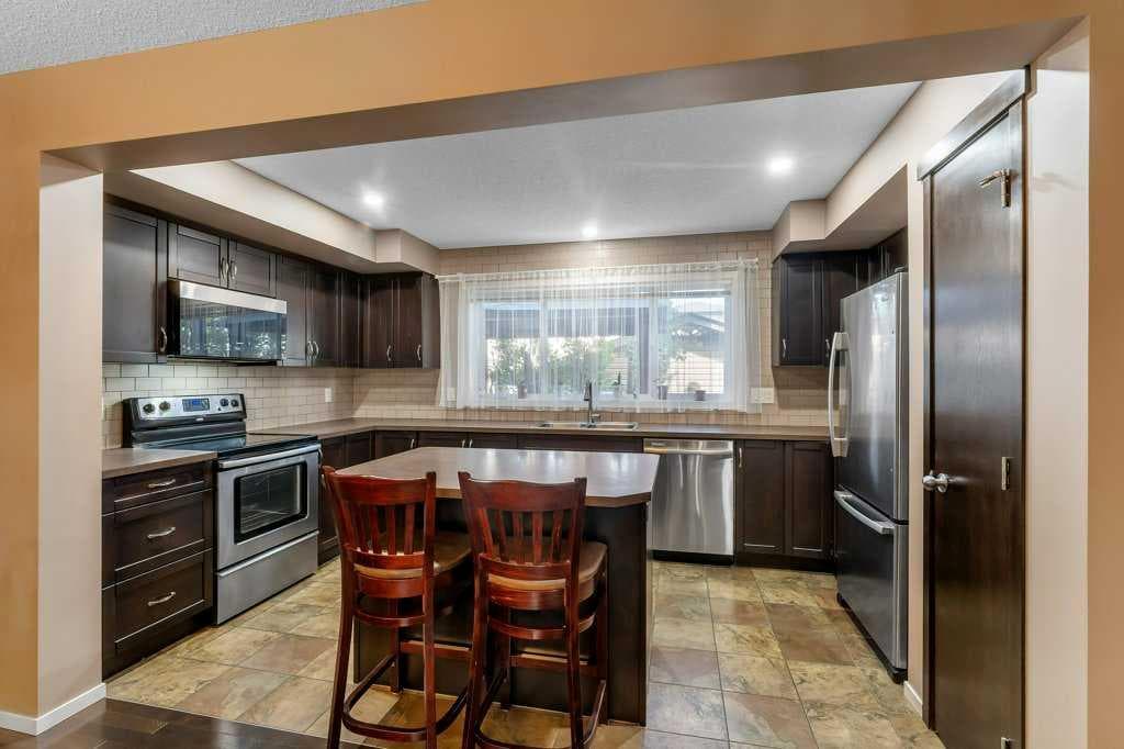 66 Reunion Grove NW